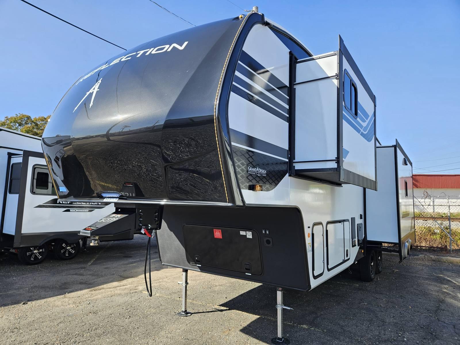 2026 Grand Design 2026 Grand Design Reflection - thumbnail 3