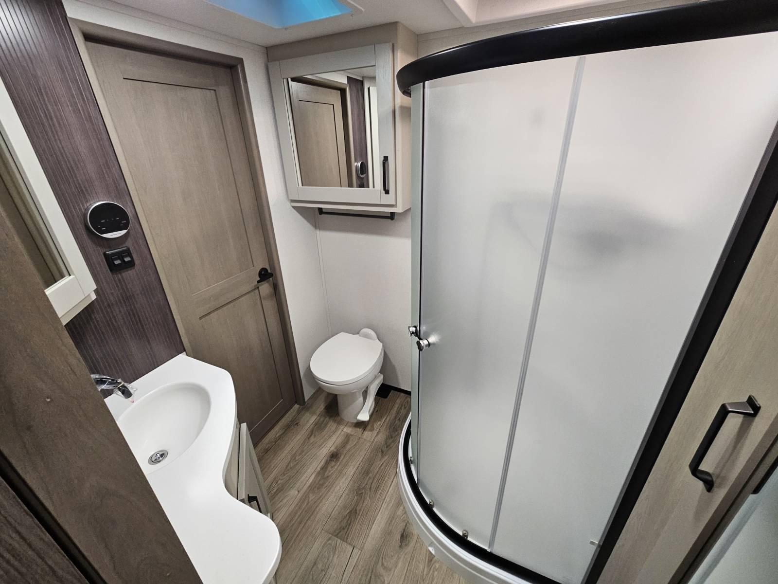 2026 Grand Design 2026 Grand Design Reflection - thumbnail 17