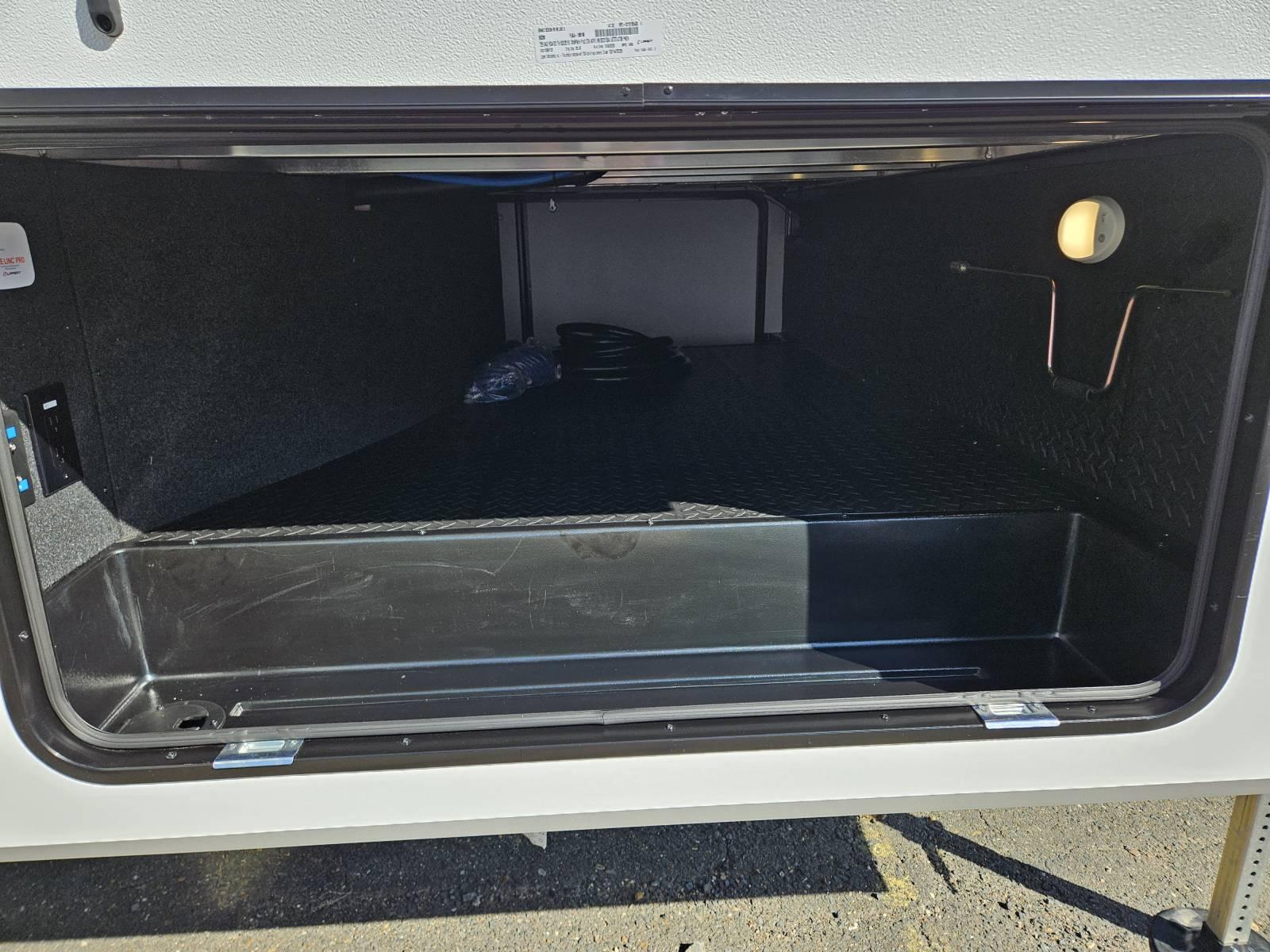 2026 Grand Design 2026 Grand Design Reflection - thumbnail 23