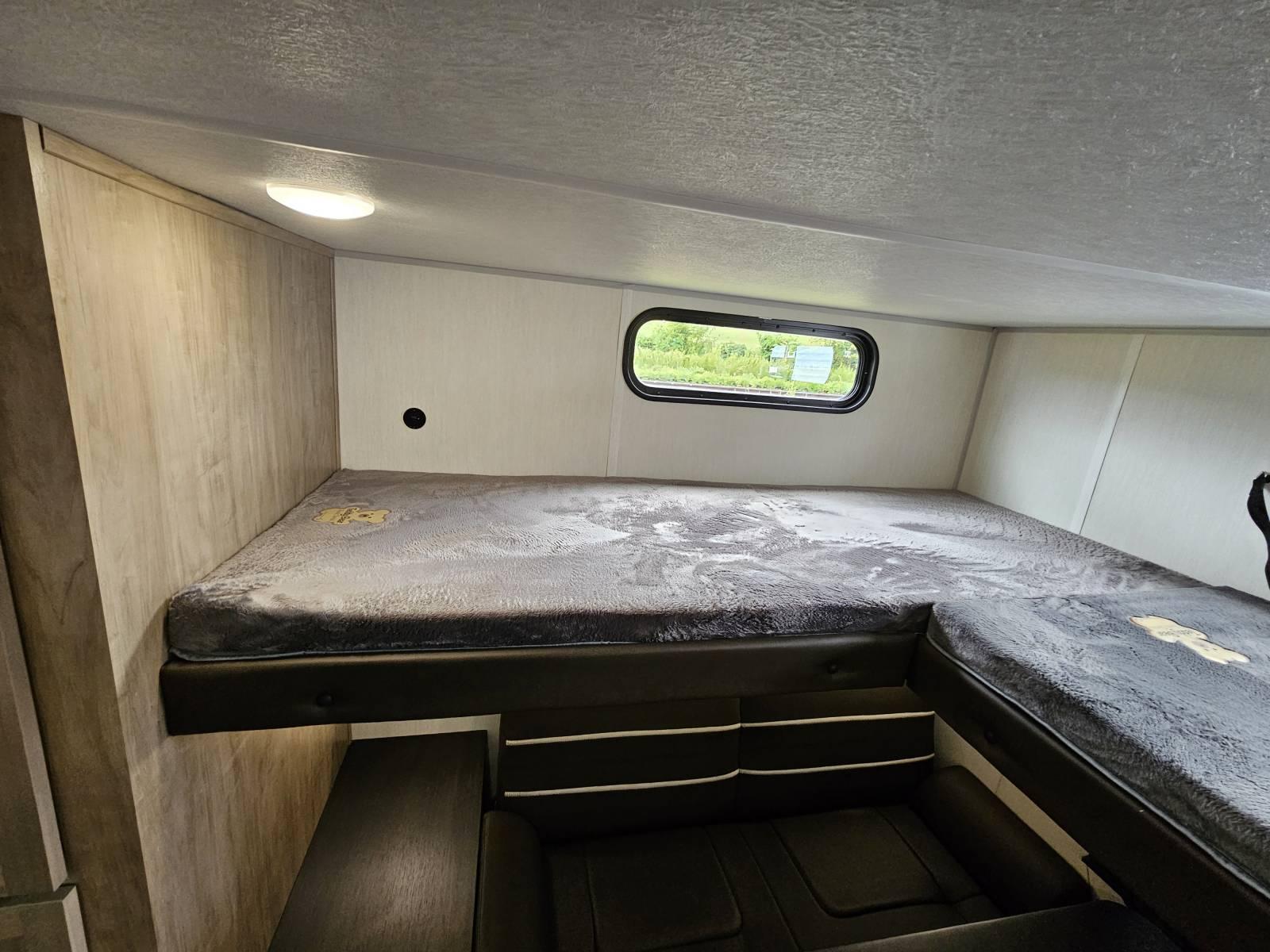 2026 Forest River 2026 Forest River Cherokee Grey Wolf - thumbnail 22