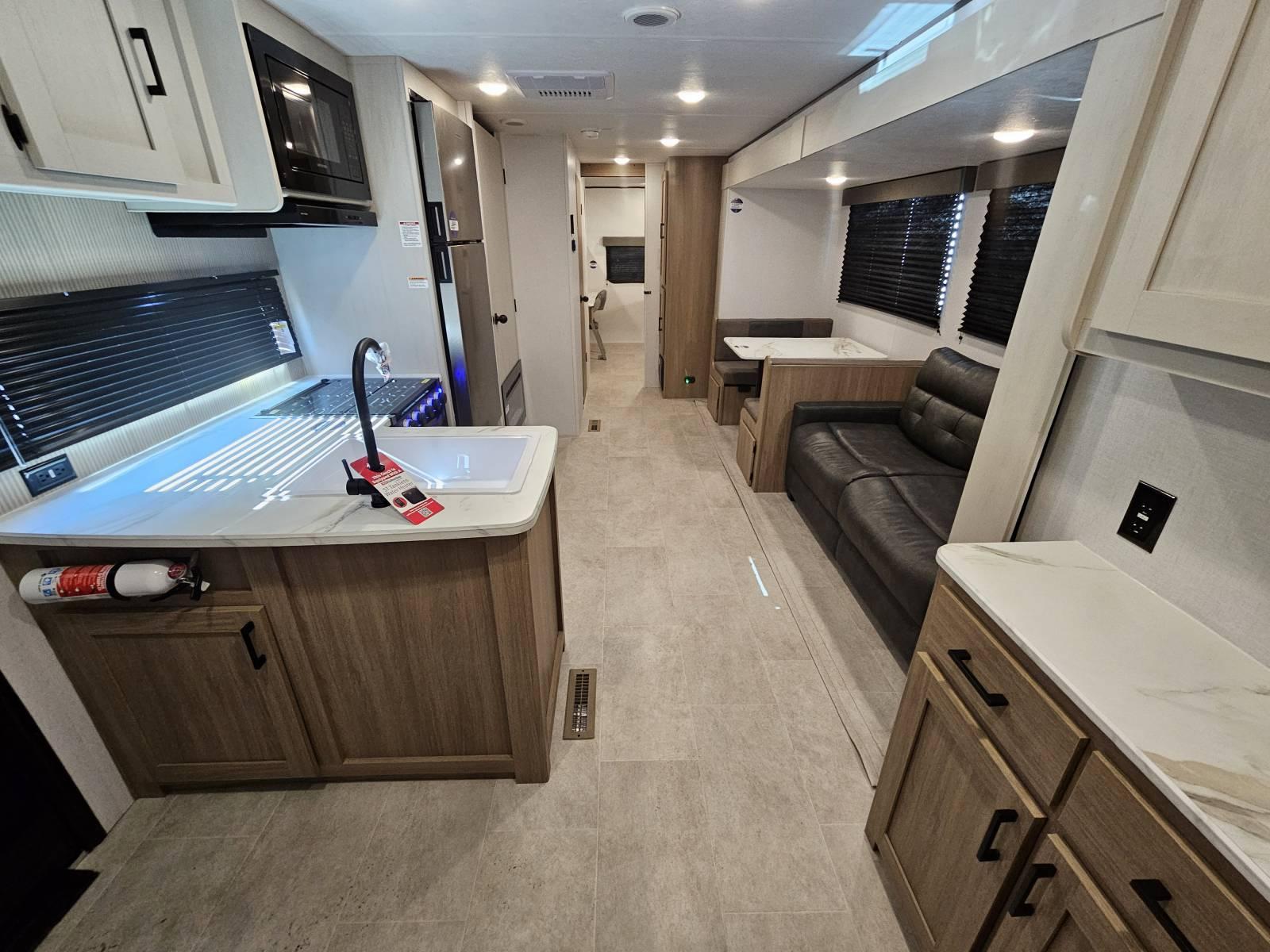 2026 Dutchmen 2026 Dutchmen Aspen Trail - thumbnail 4