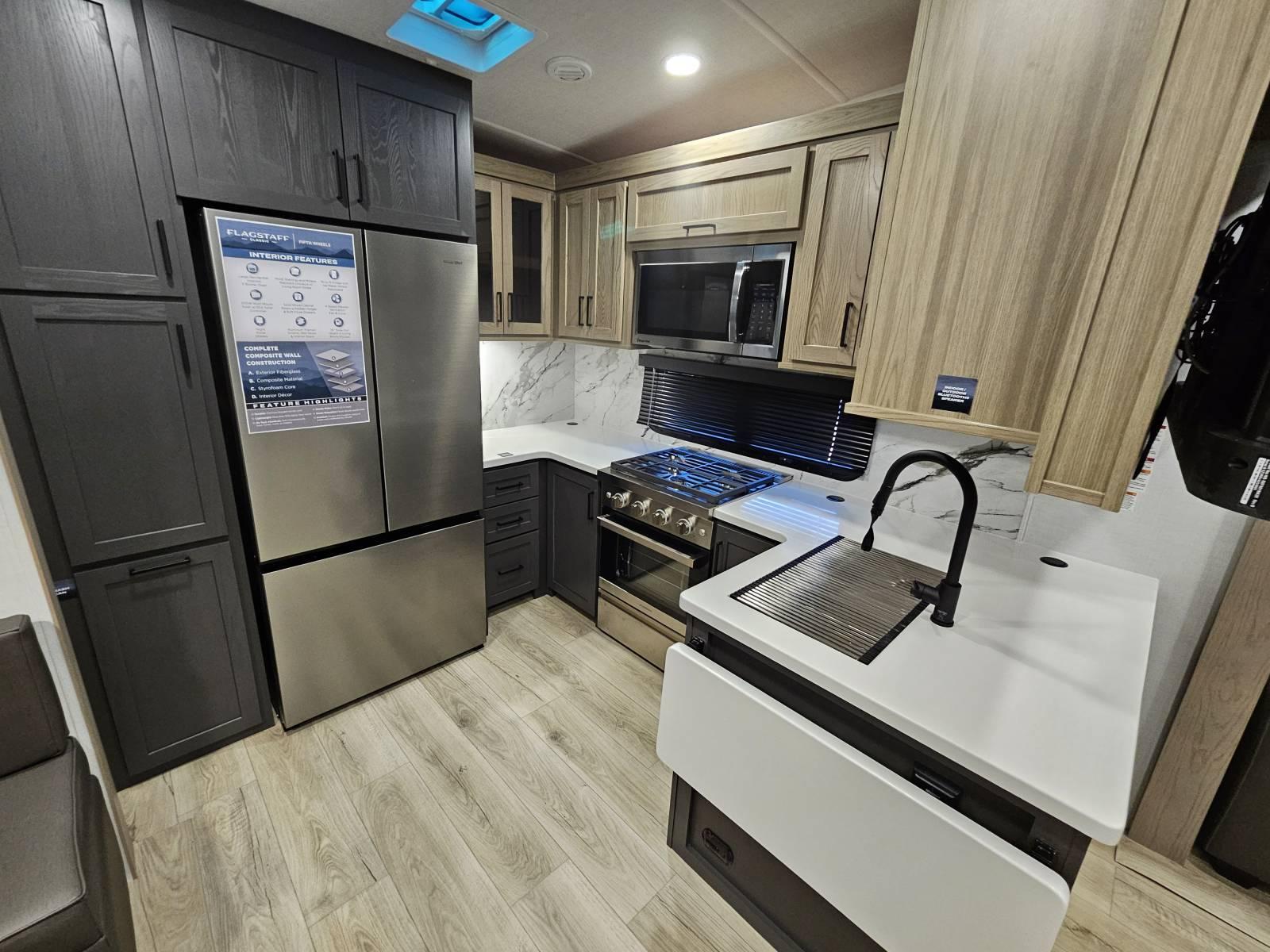 2026 Forest River 2026 Forest River Flagstaff Classic - thumbnail 10