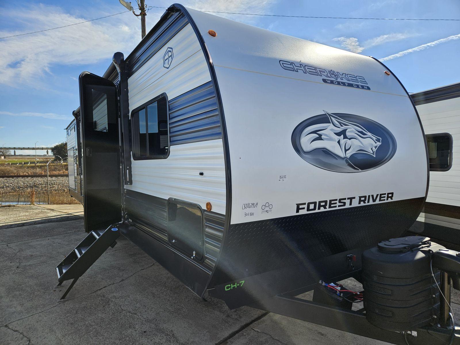 2026 Forest River Cherokee Wolf Den 301BH