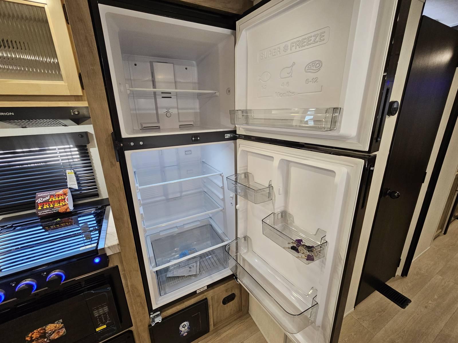 2026 Forest River 2026 Forest River Cherokee Wolf Den - thumbnail 11