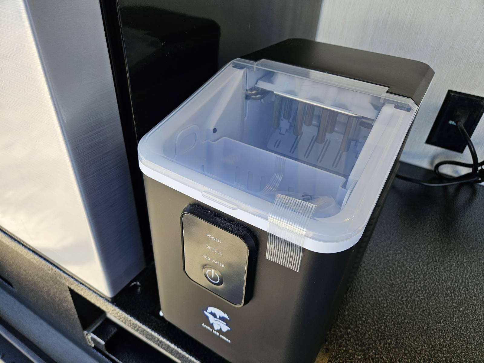 2026 Forest River 2026 Forest River Cherokee Wolf Den - thumbnail 27