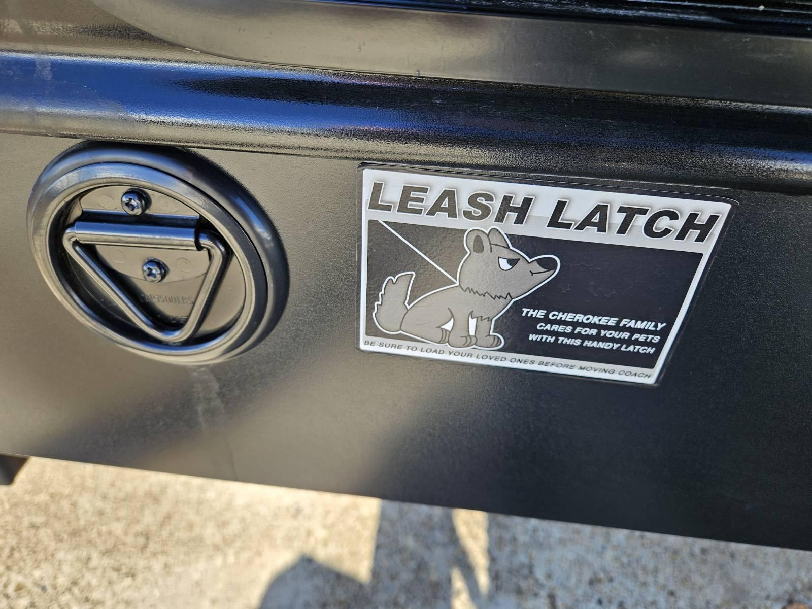 2026 Forest River 2026 Forest River Cherokee Wolf Den - thumbnail 29