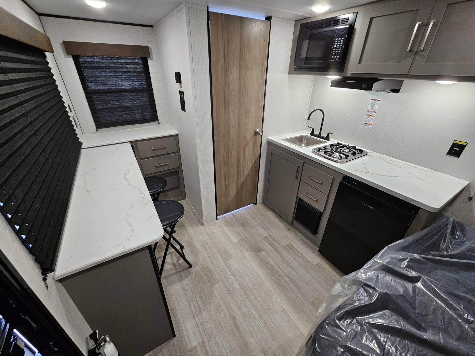 2026 Keystone 2026 Keystone Hideout Mini - thumbnail 4