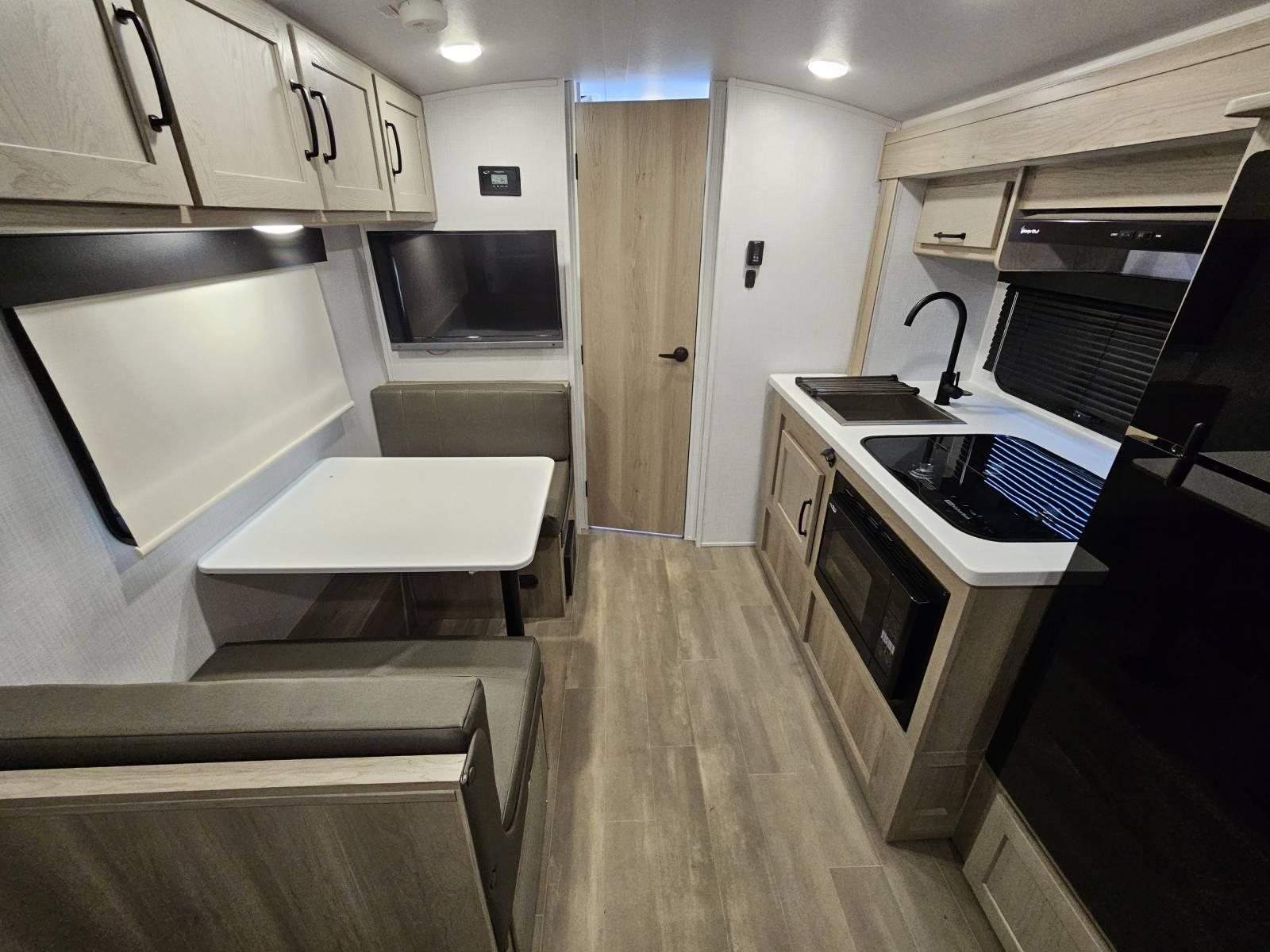 2024 Forest River 2024 Forest River Flagstaff E-Pro - thumbnail 4