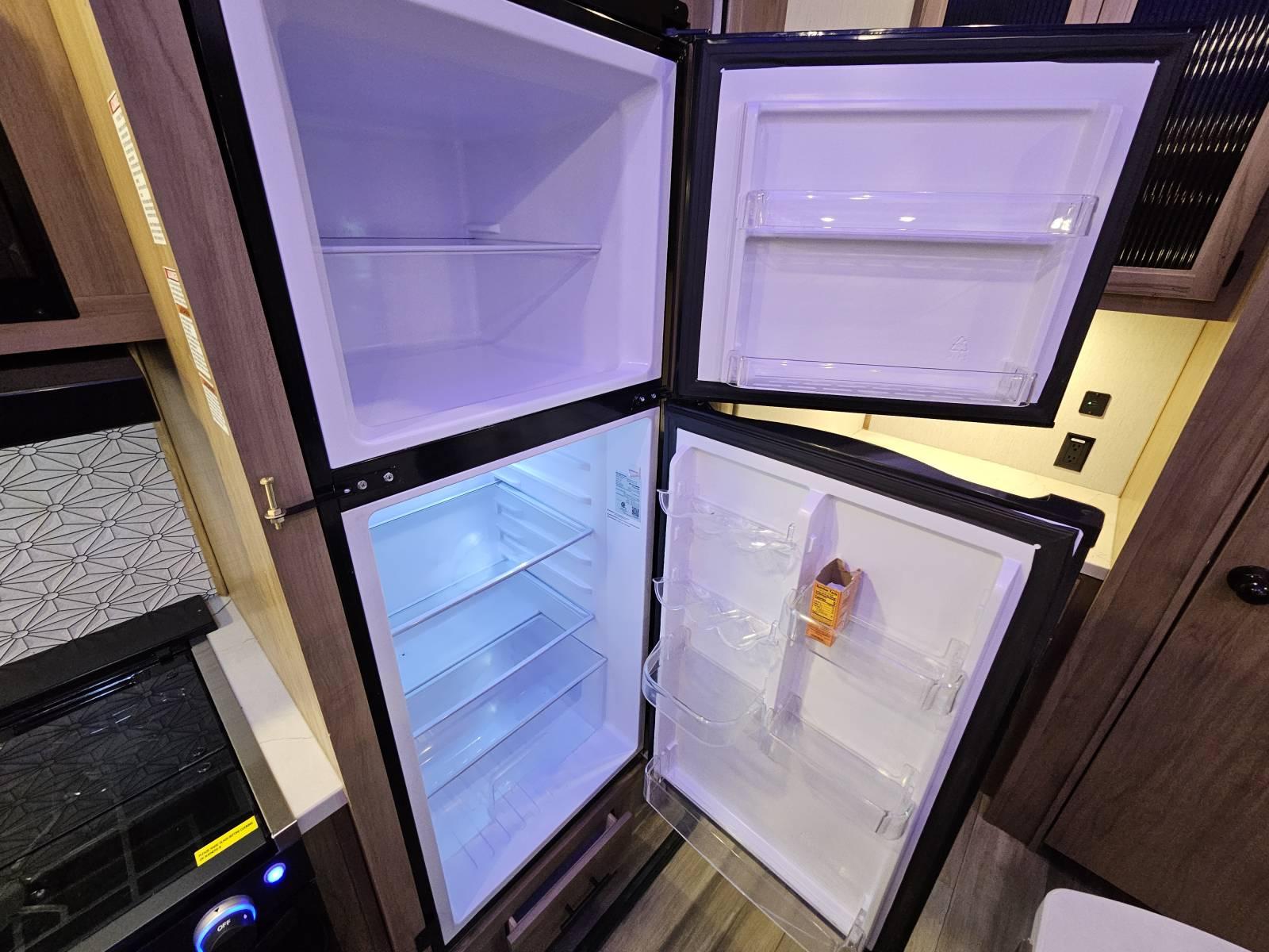 2023 Forest River 2023 Forest River Cherokee Arctic Wolf - thumbnail 12