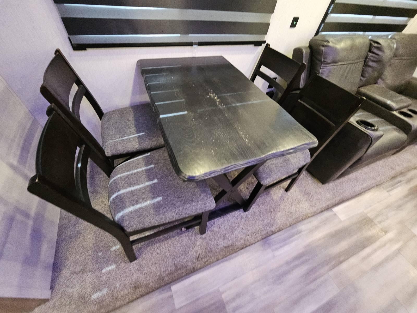 2023 Forest River 2023 Forest River Cherokee Arctic Wolf - thumbnail 15