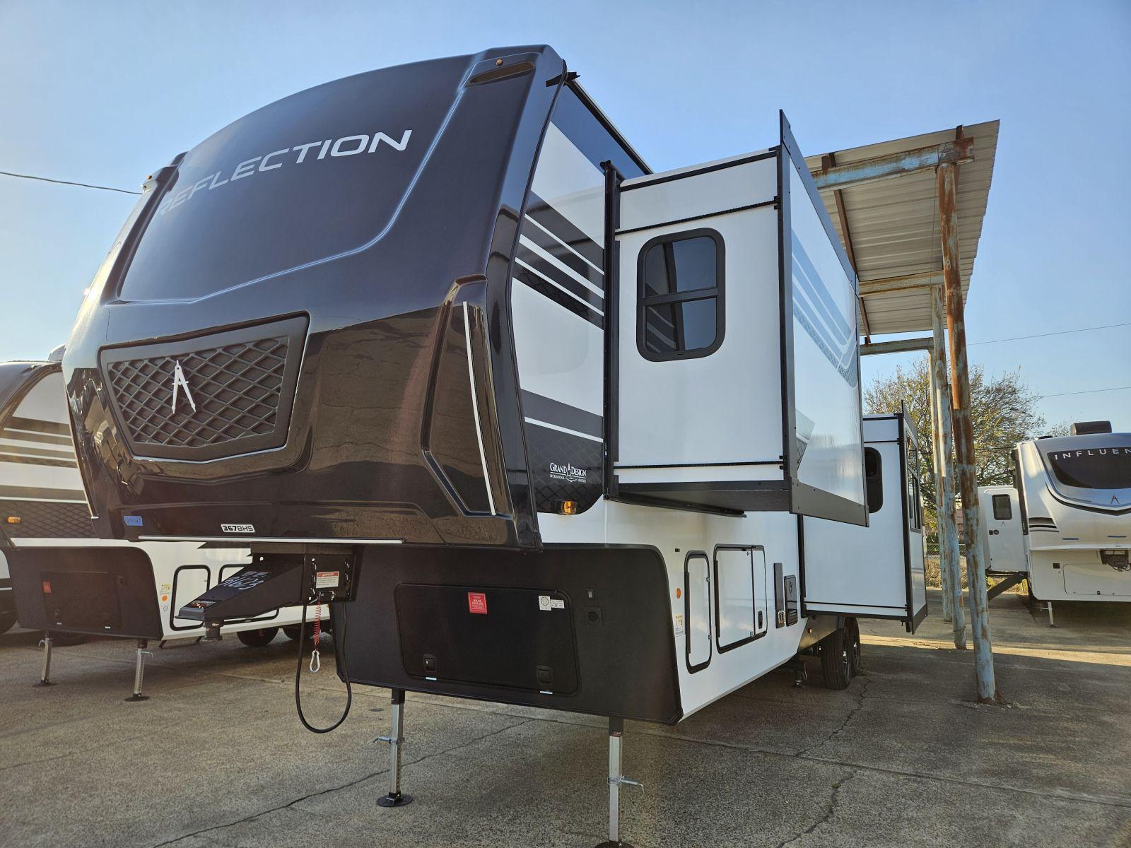 2026 Grand Design 2026 Grand Design Reflection - thumbnail 3