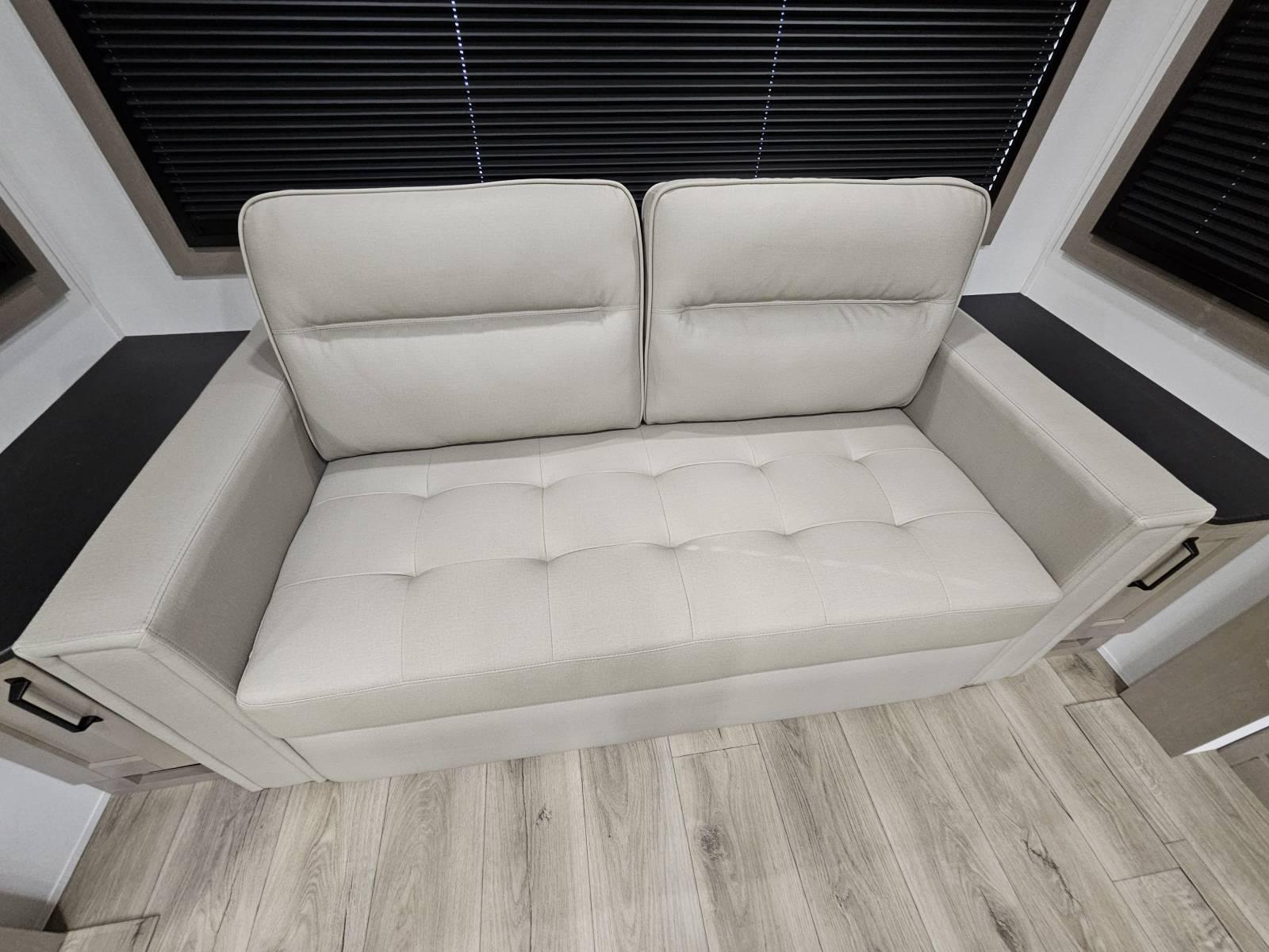 2026 Grand Design 2026 Grand Design Reflection - thumbnail 6