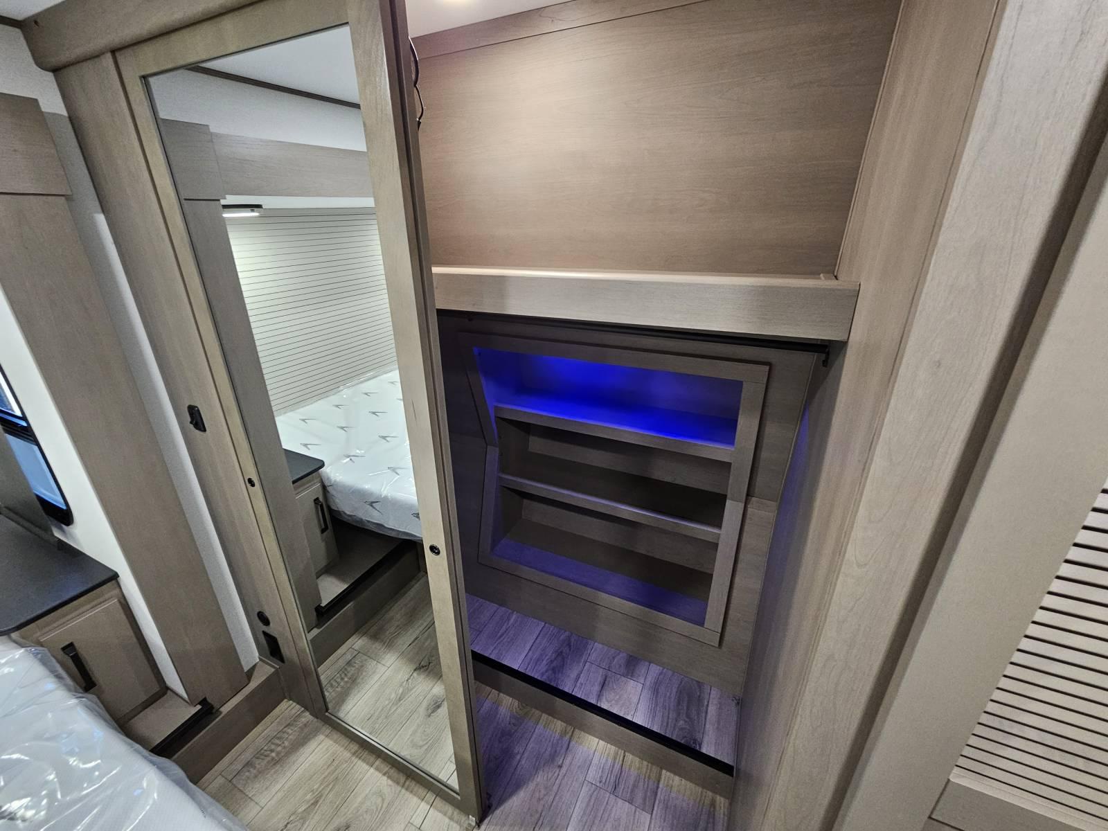 2026 Grand Design 2026 Grand Design Reflection - thumbnail 18