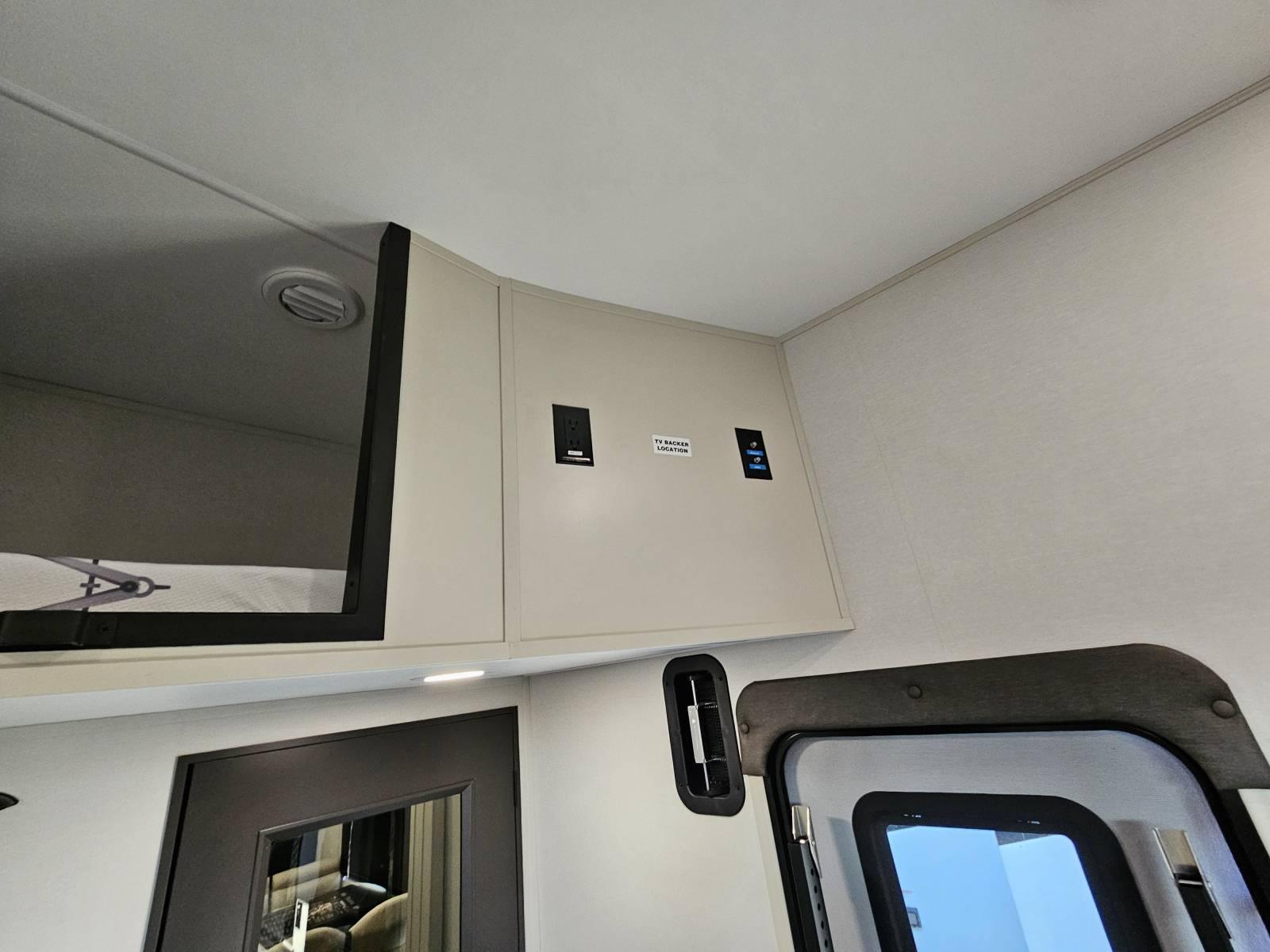 2026 Grand Design 2026 Grand Design Momentum G-Class - thumbnail 25