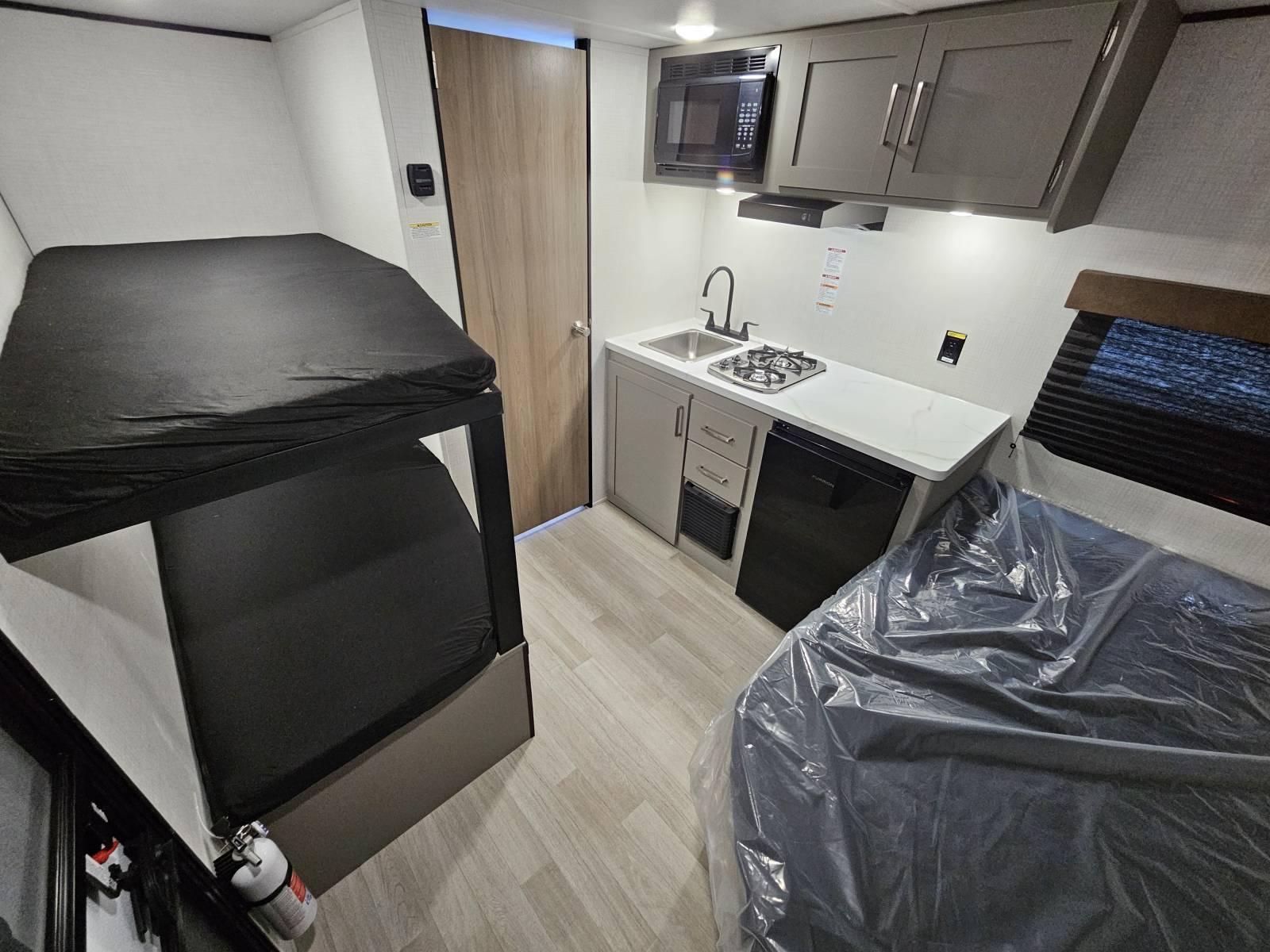 2026 Keystone 2026 Keystone Hideout Mini - thumbnail 4