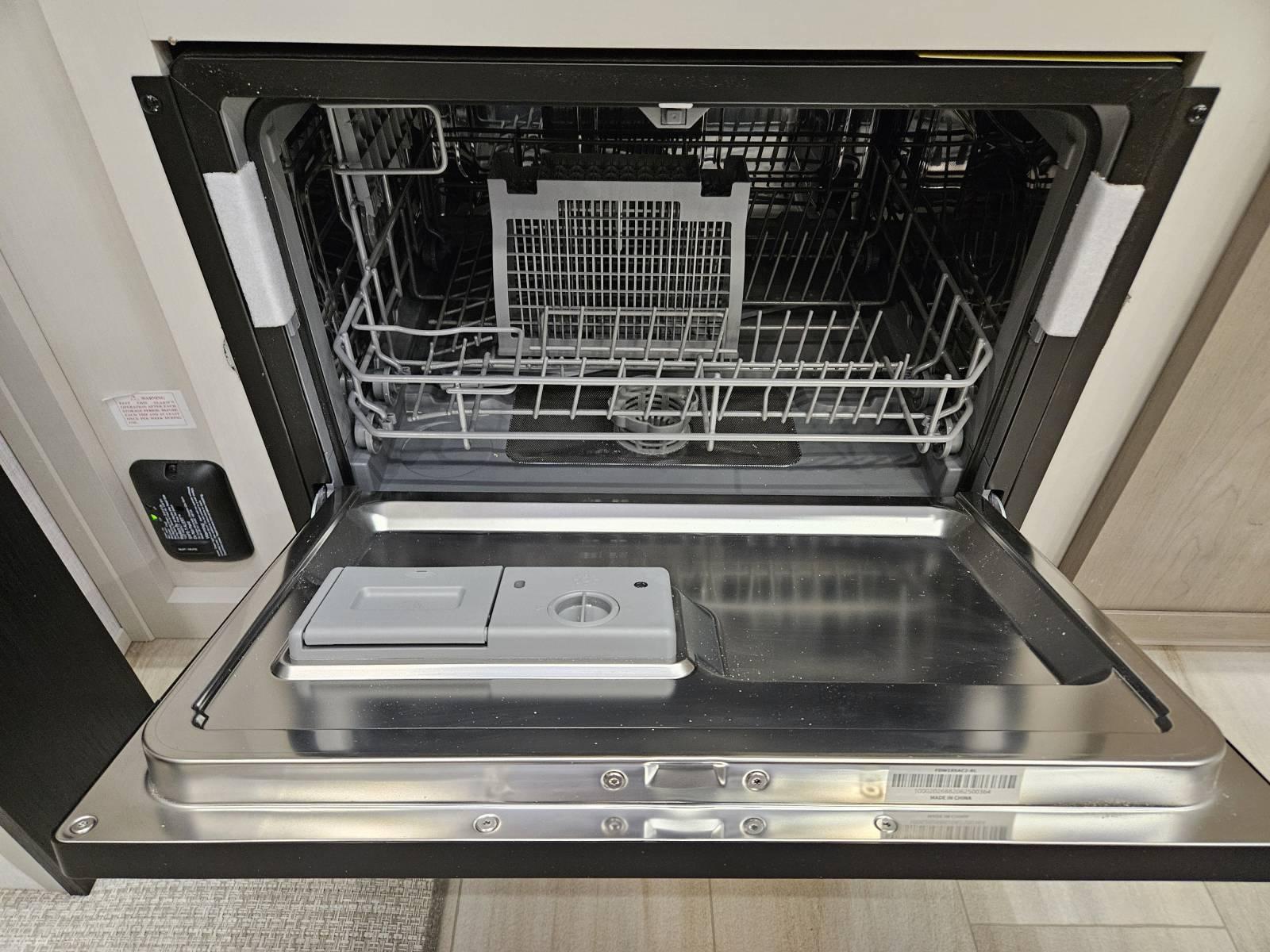 2026 Forest River 2026 Forest River Wildwood Heritage Glen - thumbnail 13