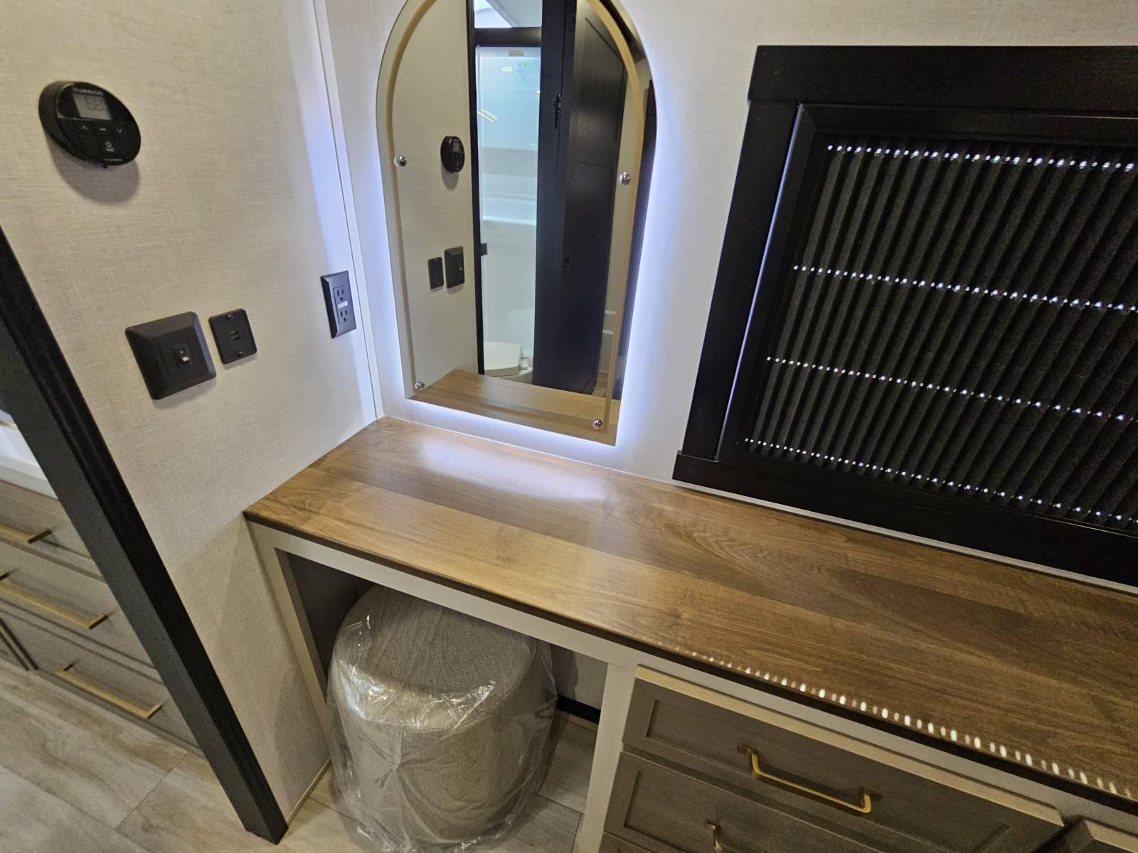 2026 Forest River 2026 Forest River Wildwood Heritage Glen - thumbnail 22