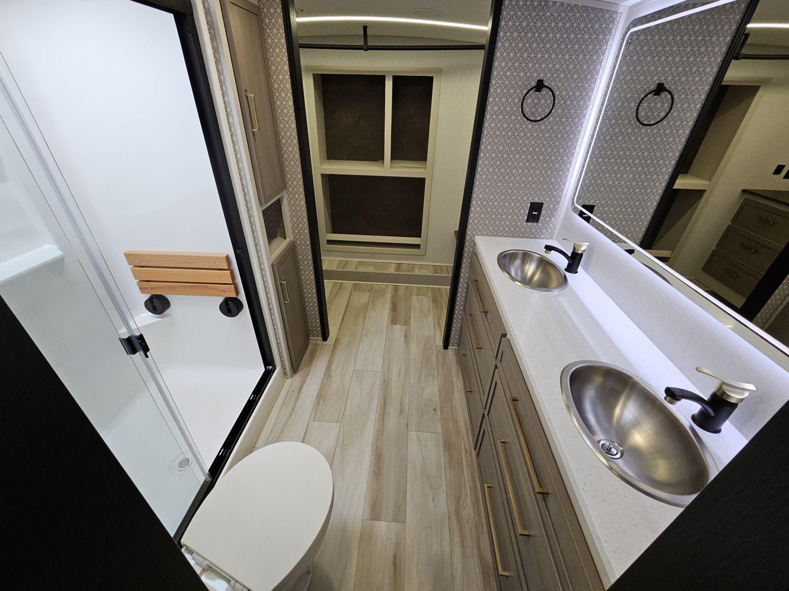 2026 Forest River 2026 Forest River Wildwood Heritage Glen - thumbnail 23