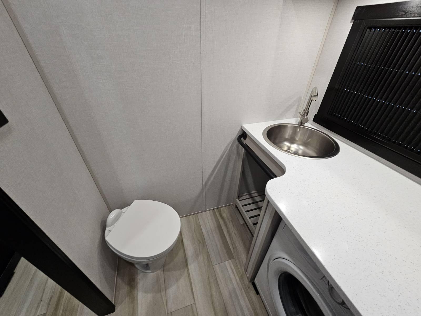 2026 Forest River 2026 Forest River Wildwood Heritage Glen - thumbnail 32