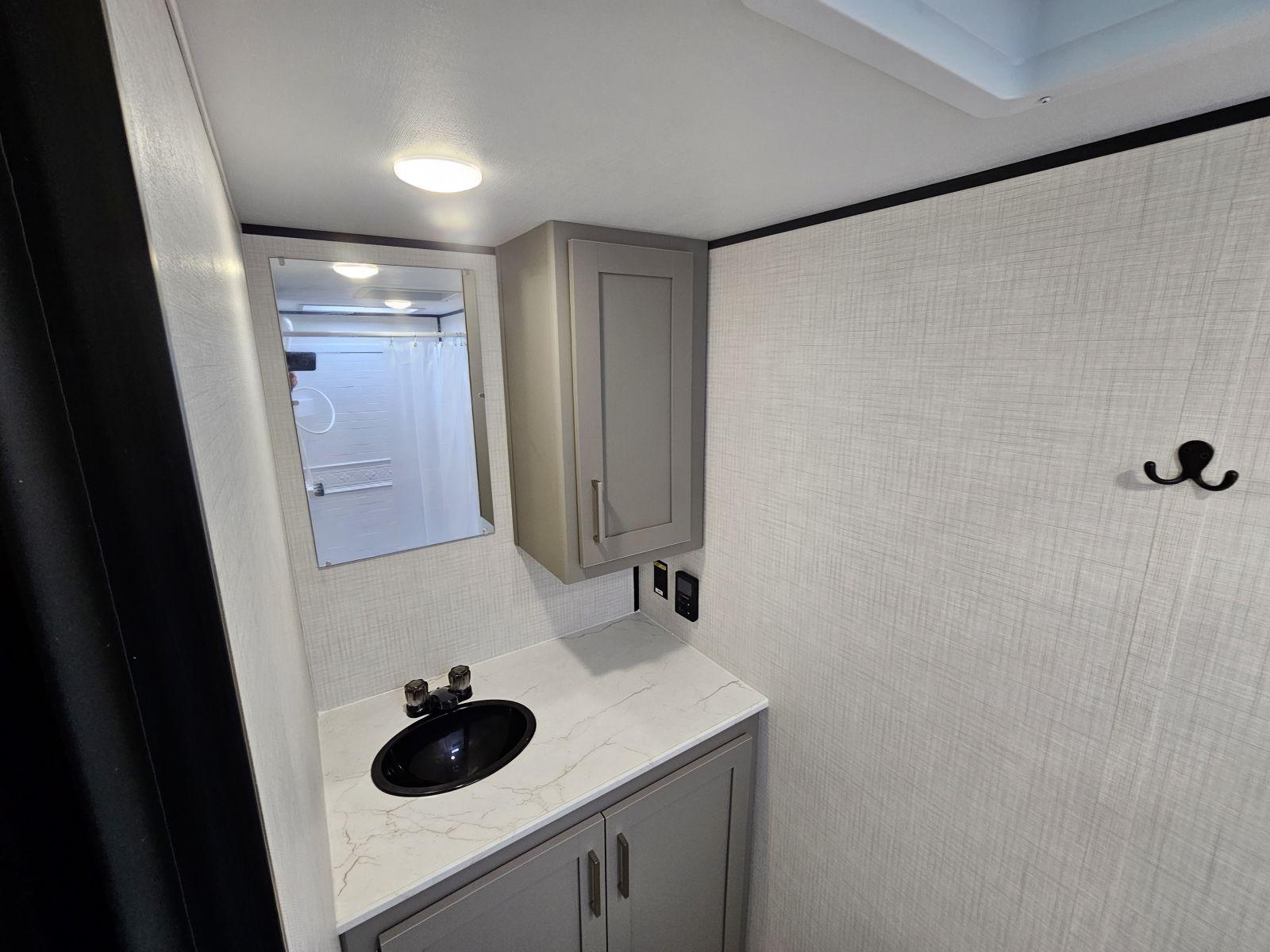 2026 Keystone 2026 Keystone Hideout - thumbnail 14