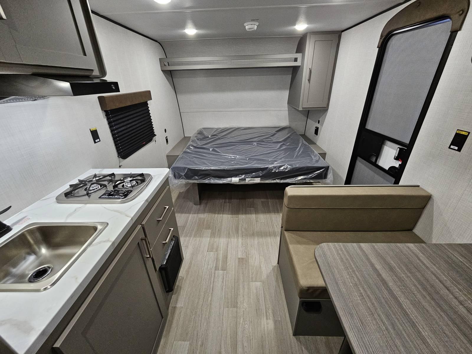 2026 Keystone 2026 Keystone Hideout - thumbnail 5