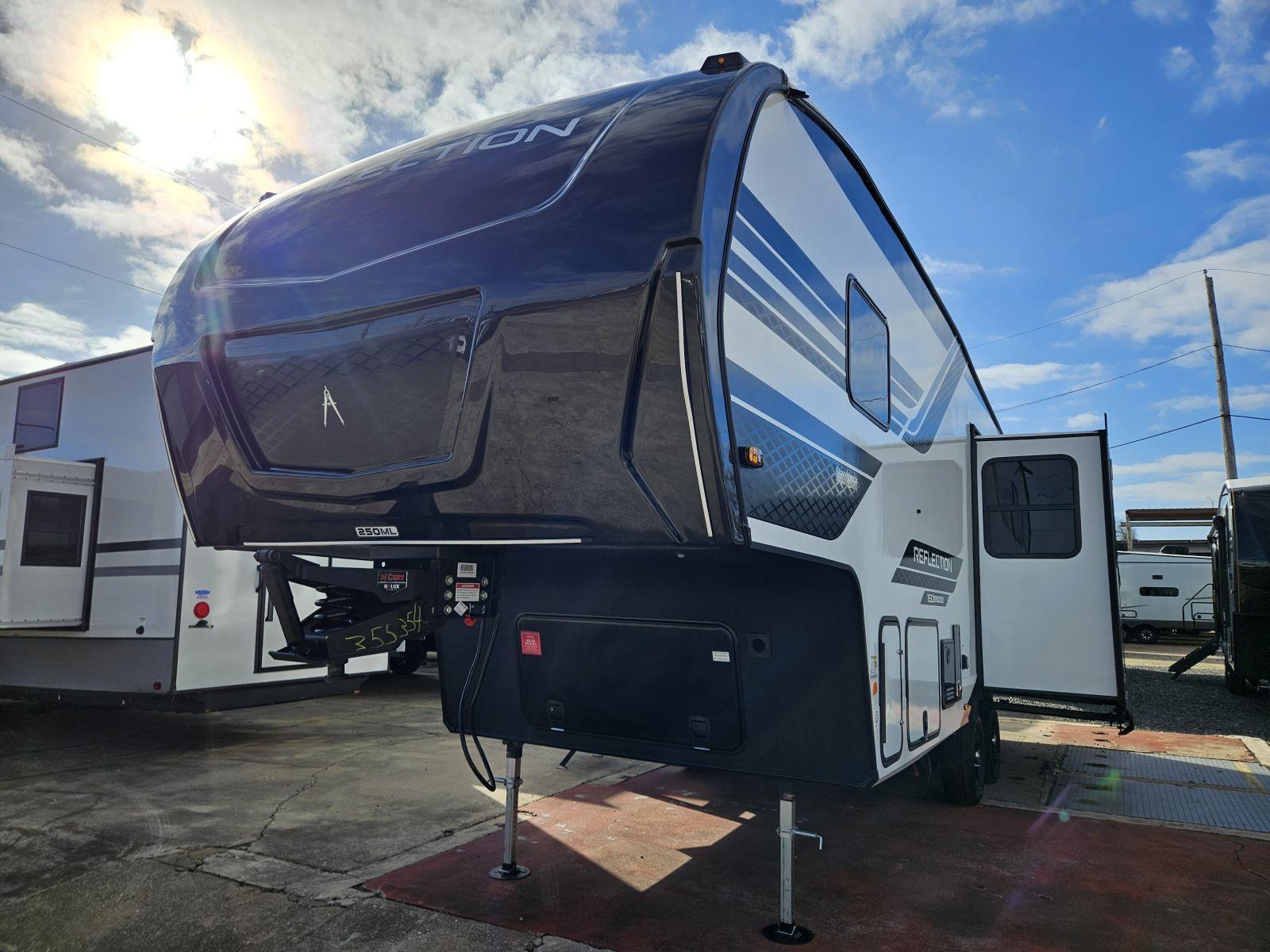 2026 Grand Design 2026 Grand Design Reflection 150 Series - thumbnail 3