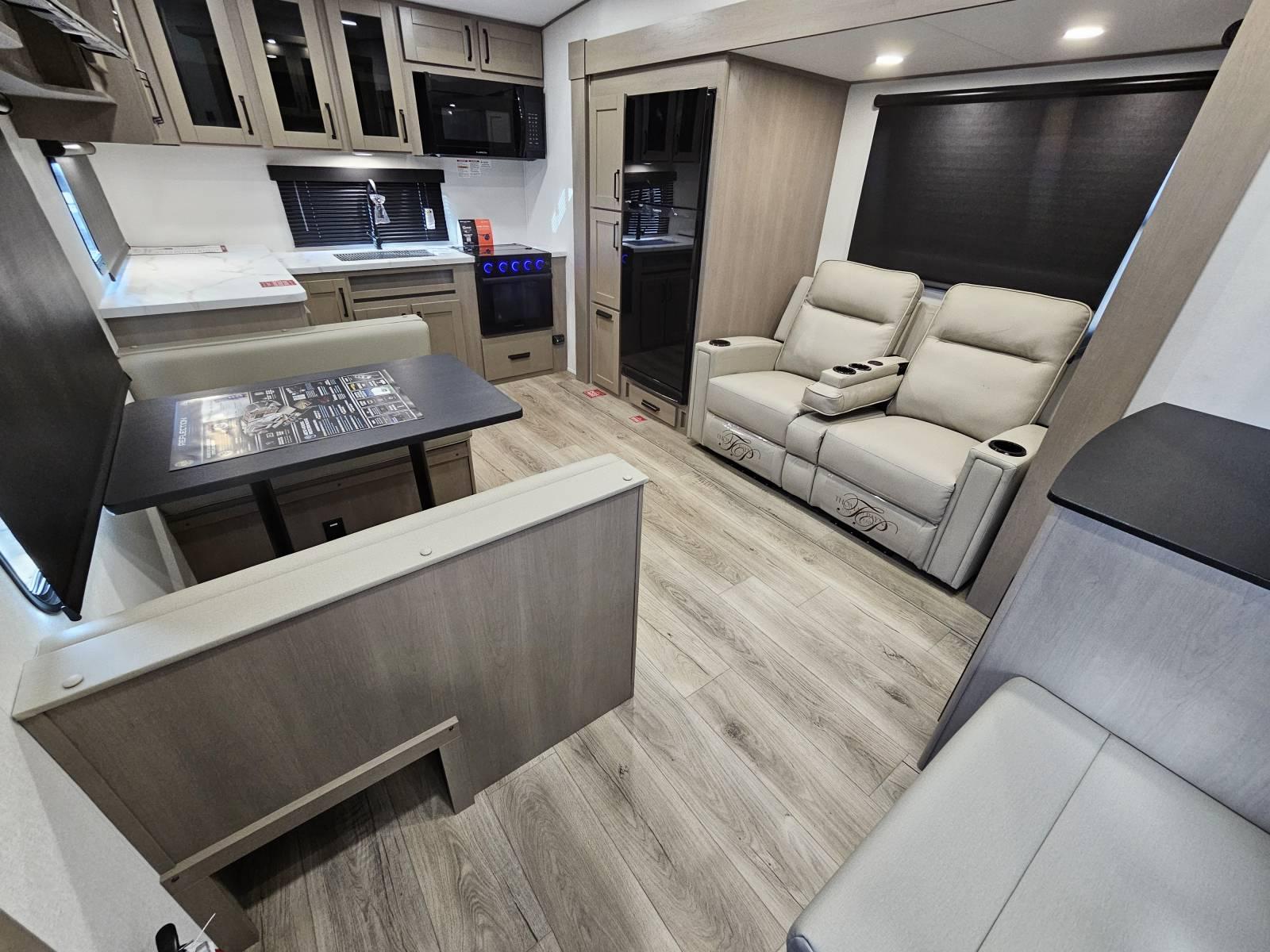 2026 Grand Design 2026 Grand Design Reflection 150 Series - thumbnail 4