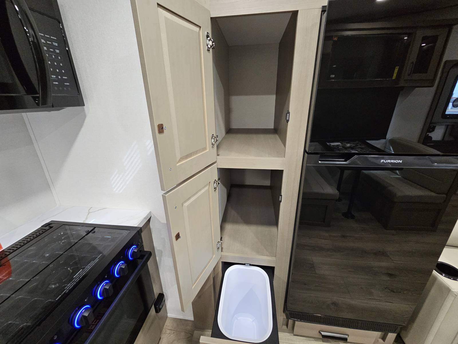 2026 Grand Design 2026 Grand Design Reflection 150 Series - thumbnail 13