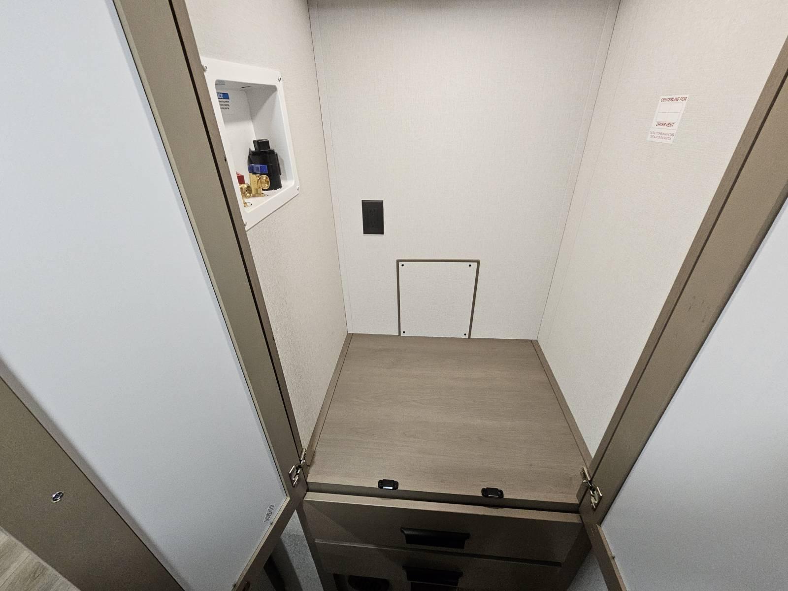 2026 Grand Design 2026 Grand Design Reflection 150 Series - thumbnail 17