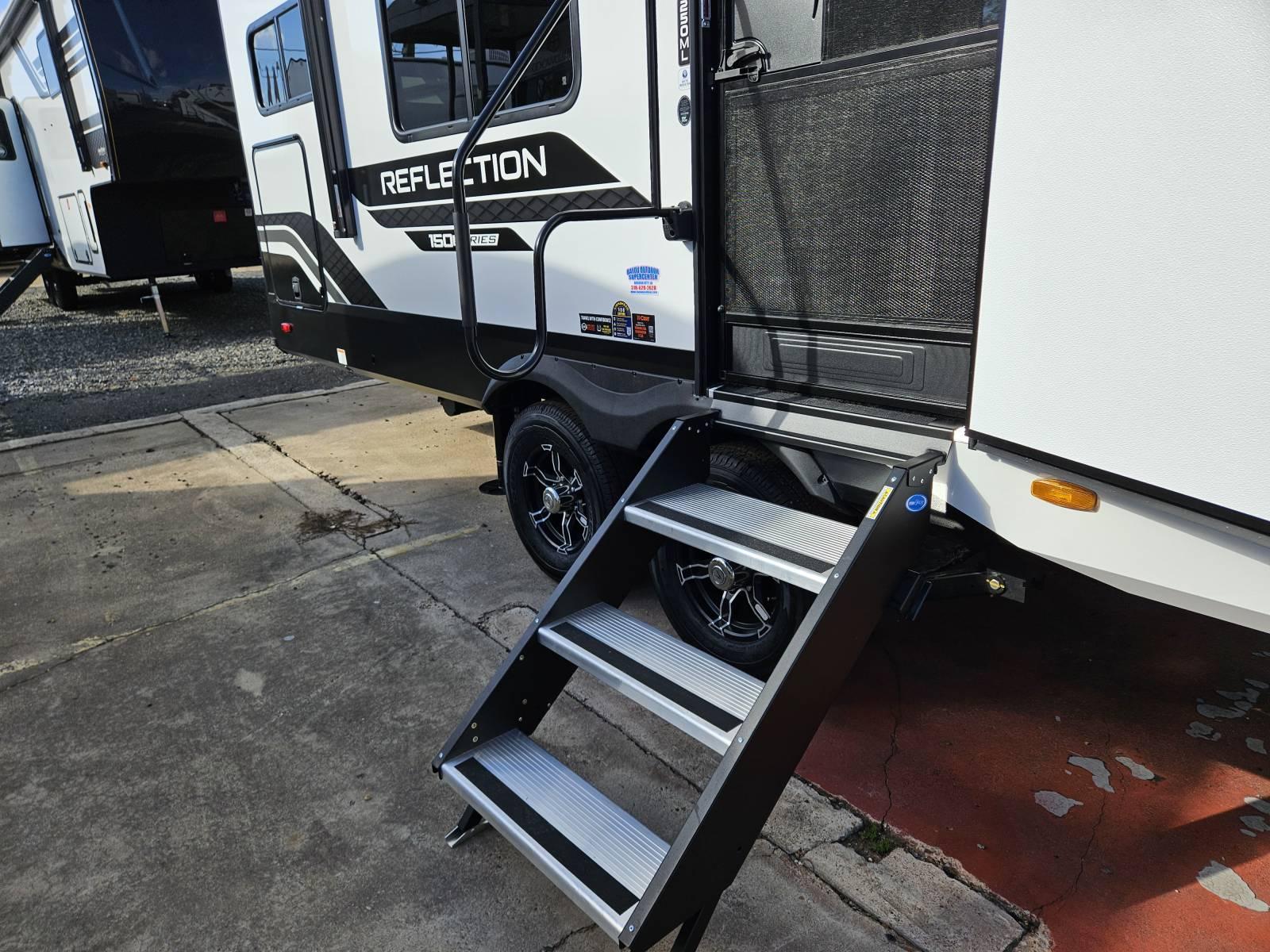 2026 Grand Design 2026 Grand Design Reflection 150 Series - thumbnail 23