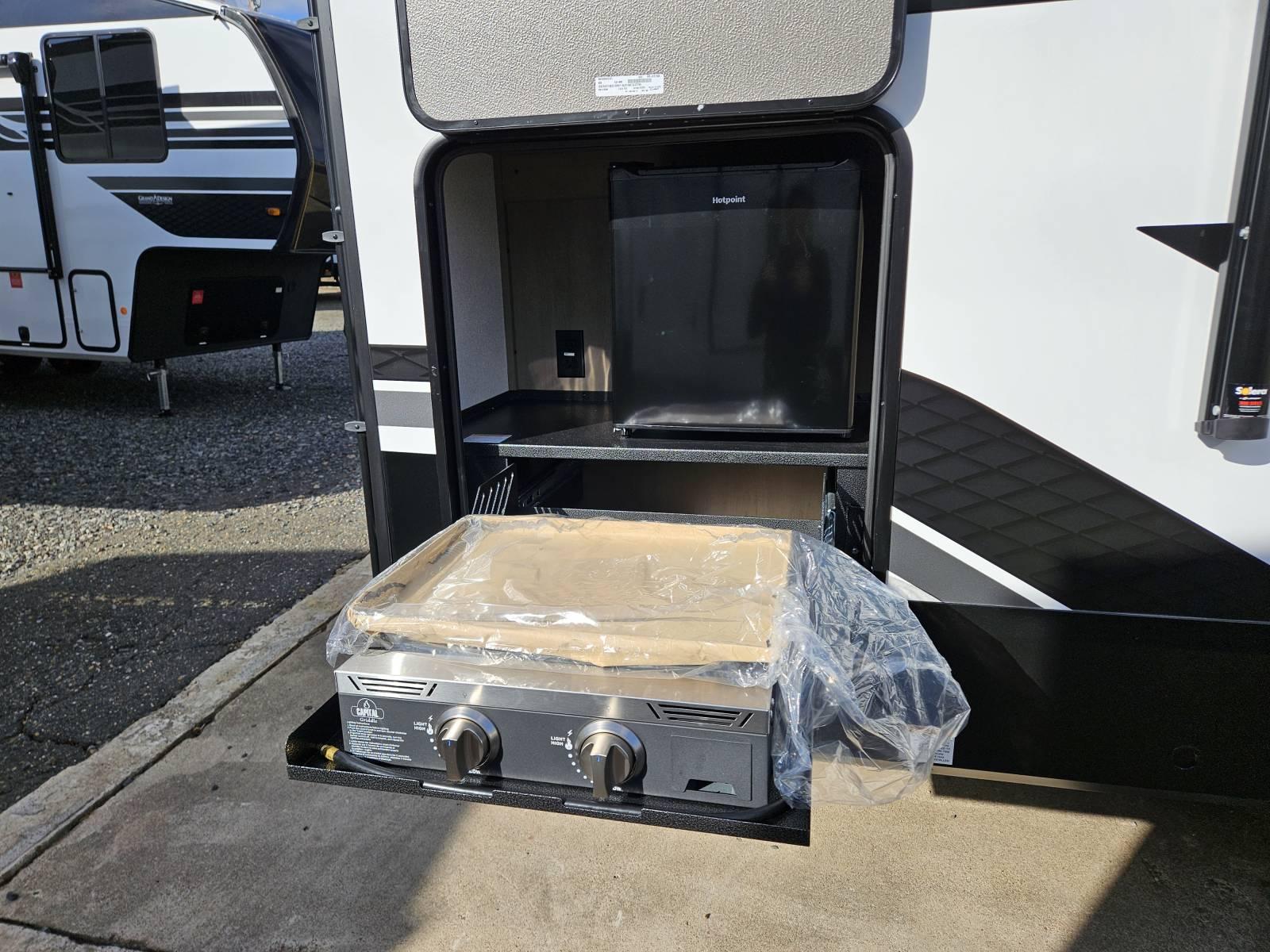 2026 Grand Design 2026 Grand Design Reflection 150 Series - thumbnail 24