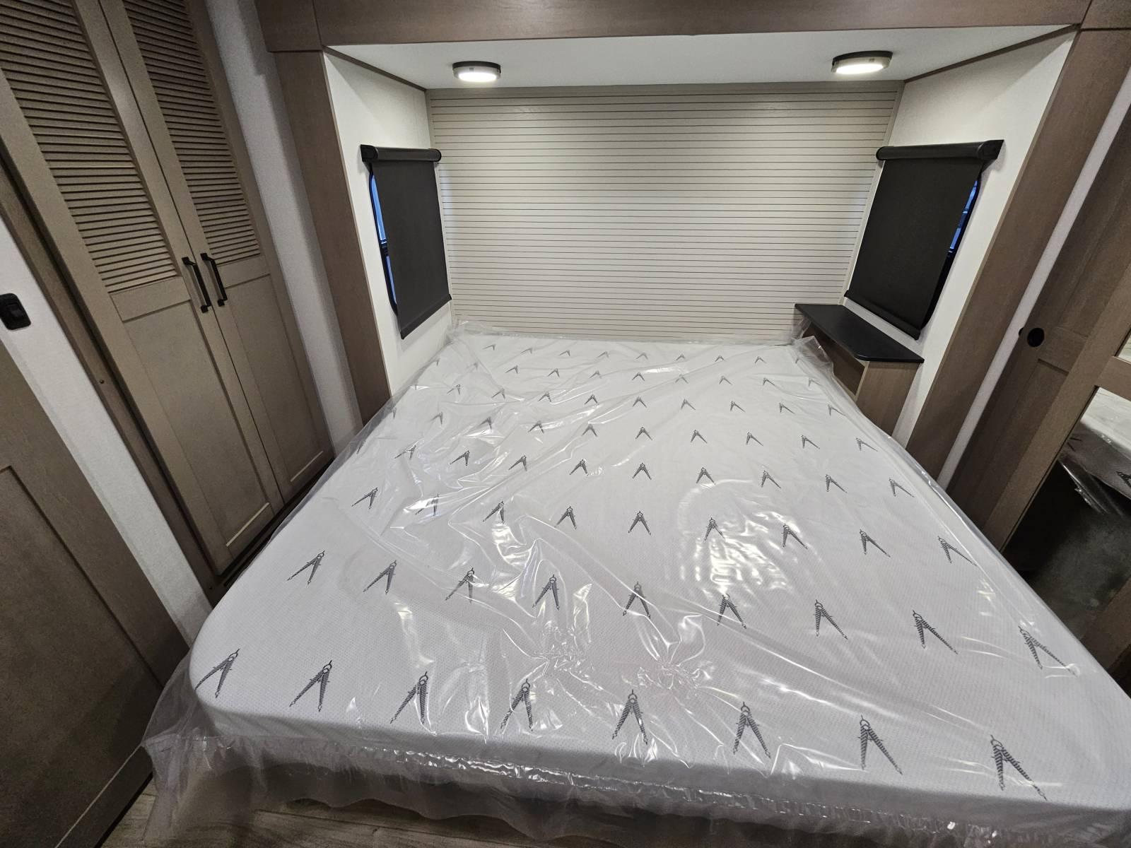 2026 Grand Design 2026 Grand Design Reflection - thumbnail 18