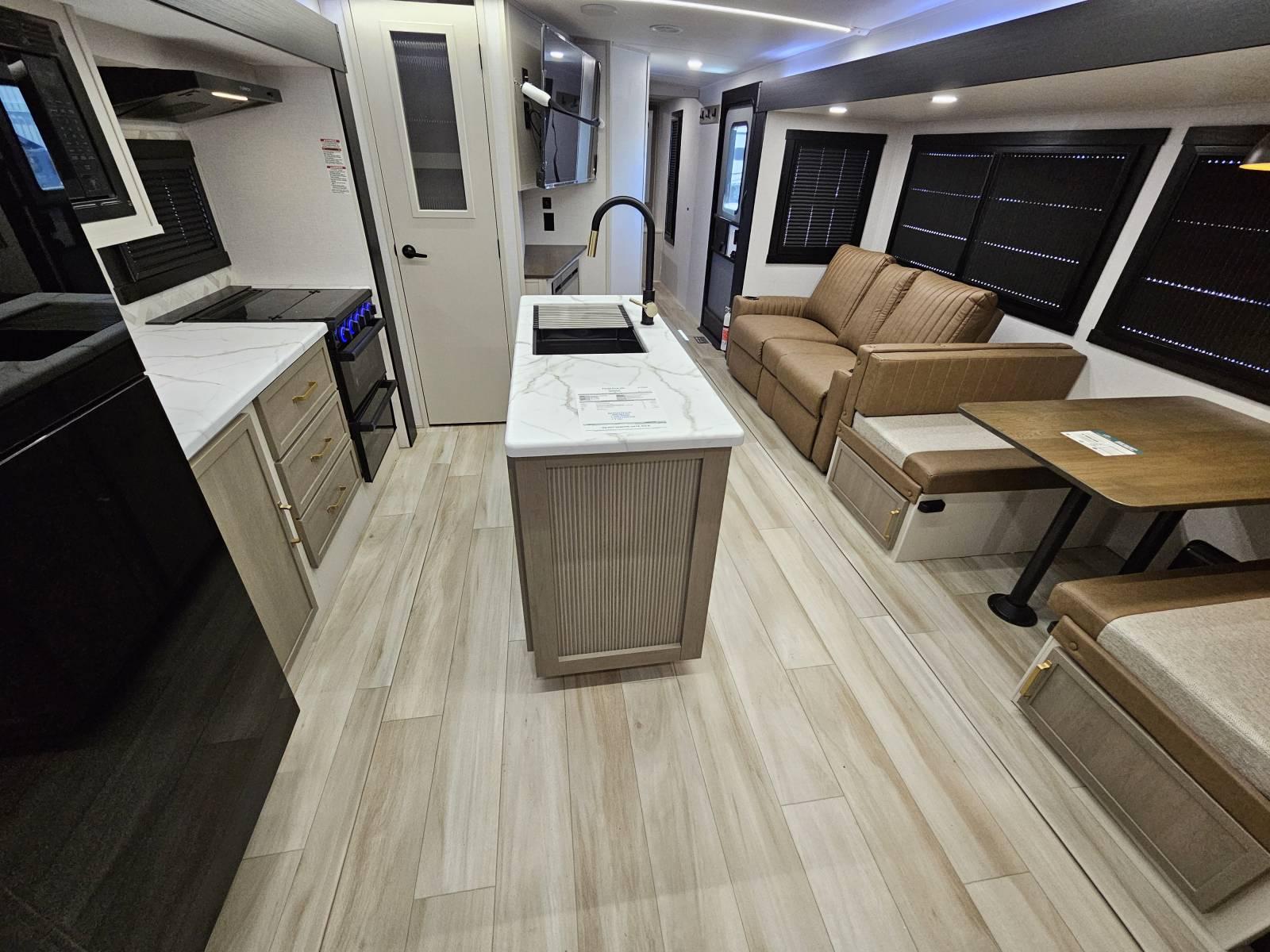 2026 Forest River 2026 Forest River Wildwood Heritage Glen - thumbnail 5