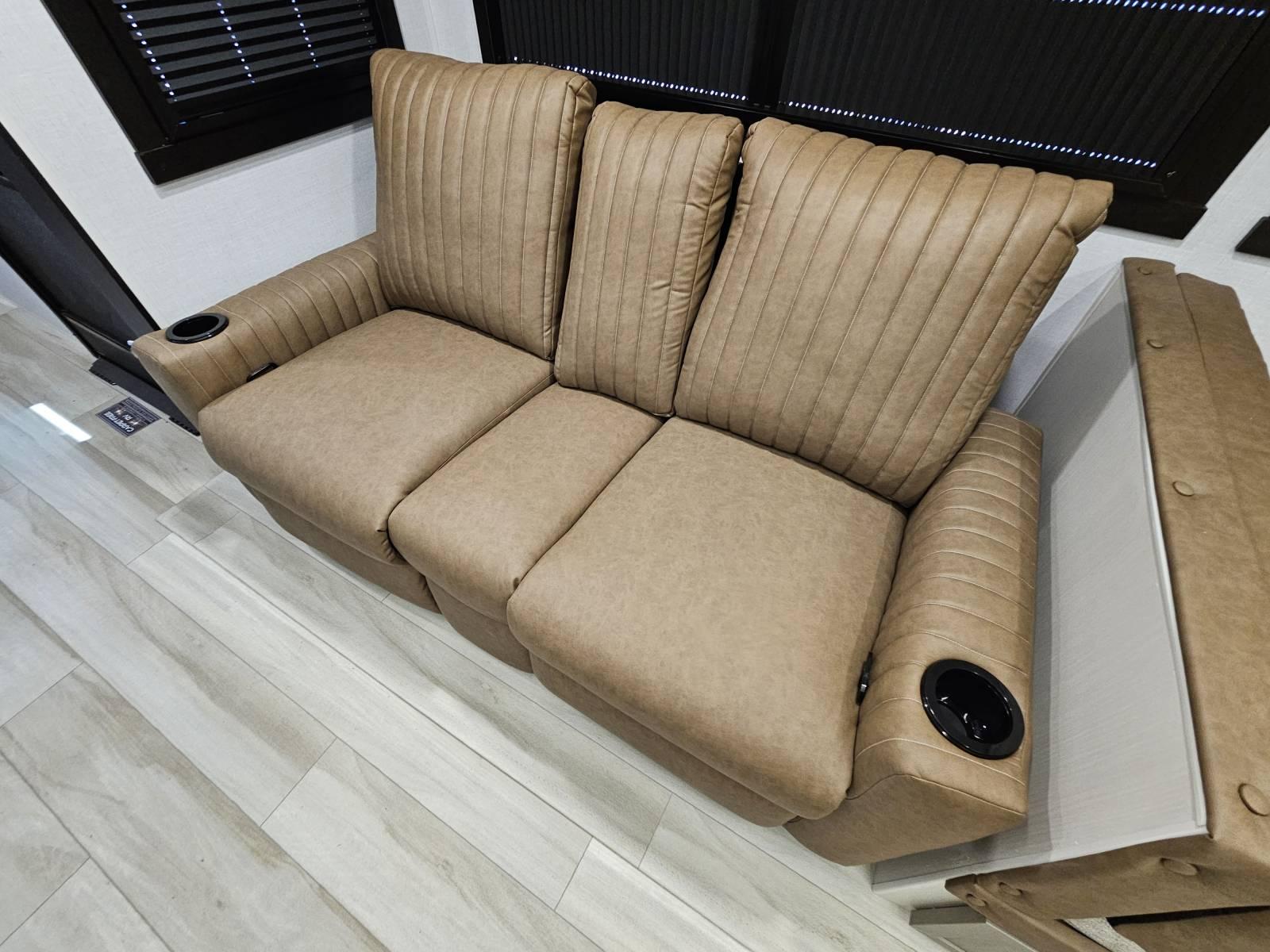 2026 Forest River 2026 Forest River Wildwood Heritage Glen - thumbnail 6