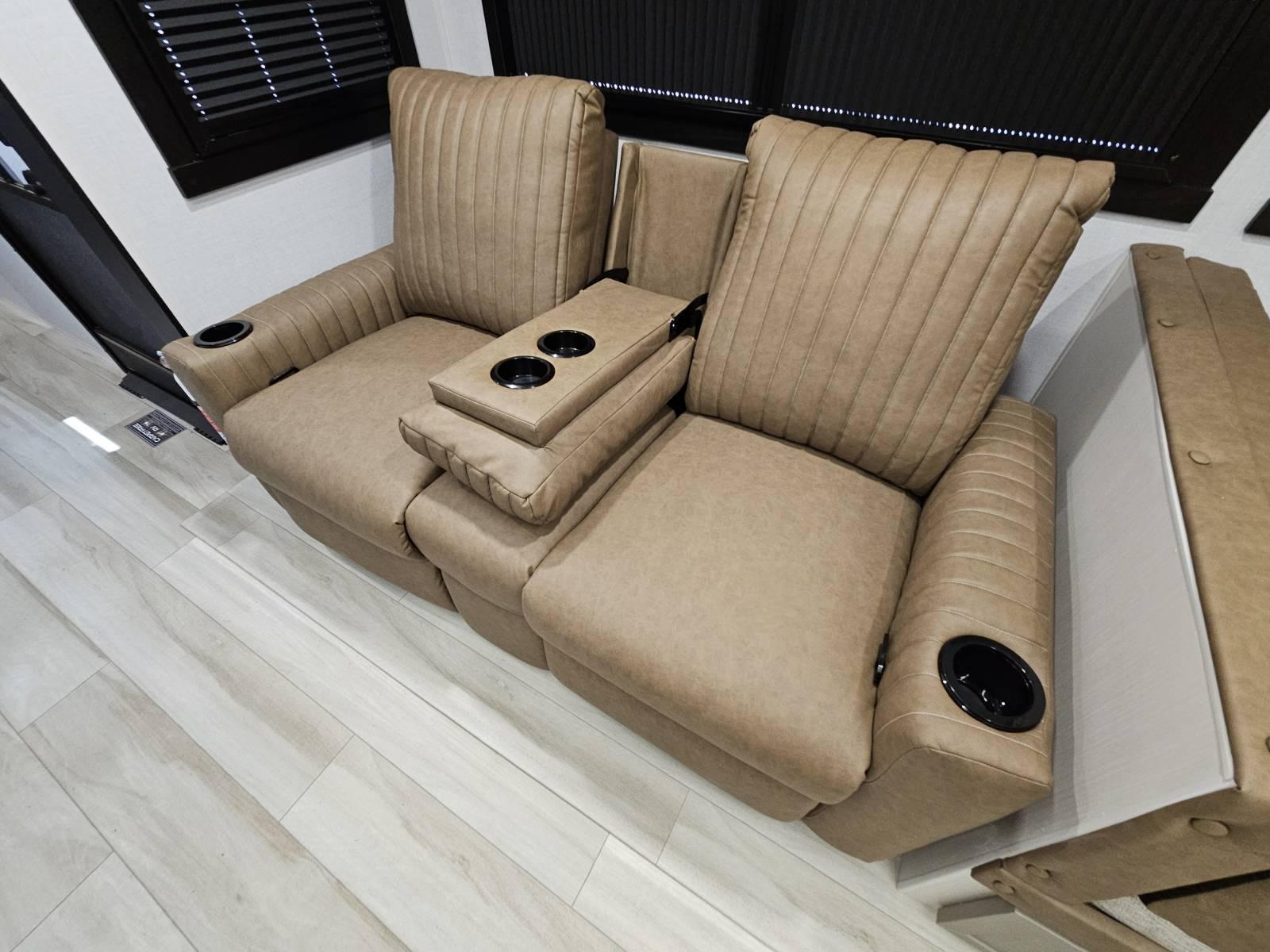 2026 Forest River 2026 Forest River Wildwood Heritage Glen - thumbnail 7