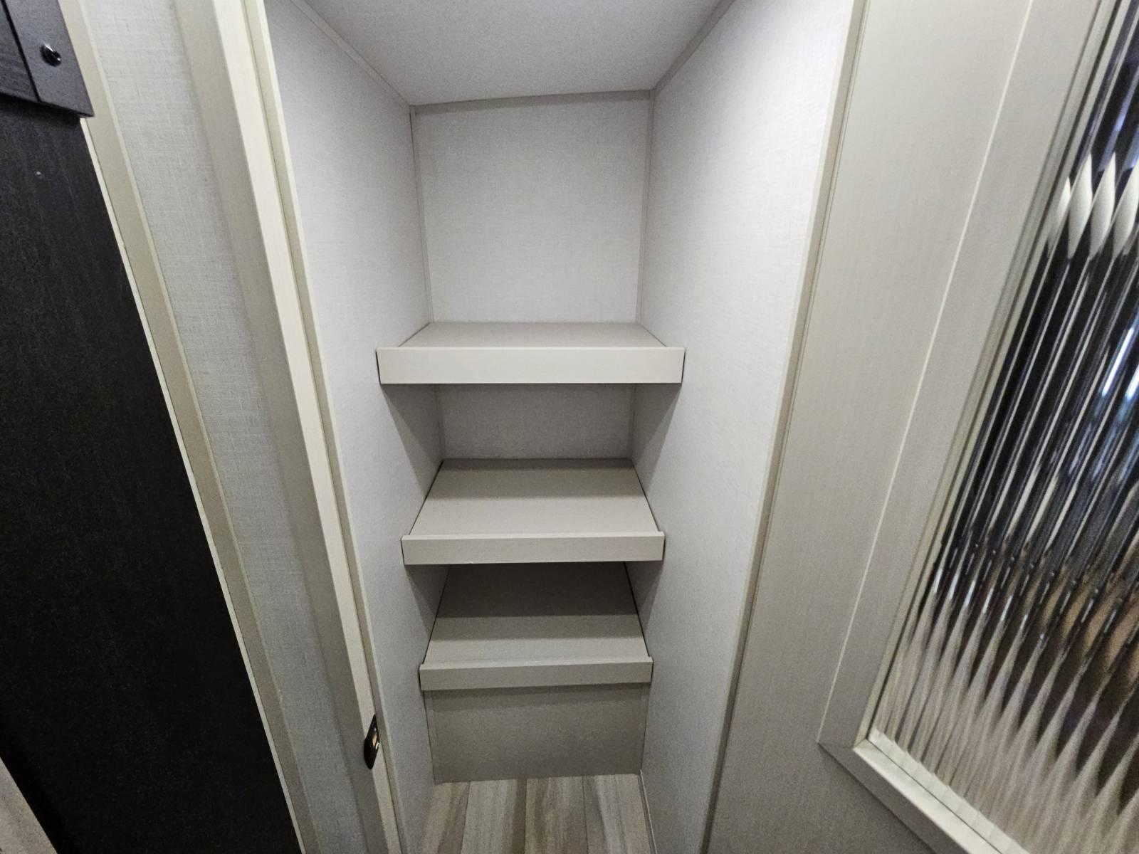 2026 Forest River 2026 Forest River Wildwood Heritage Glen - thumbnail 13