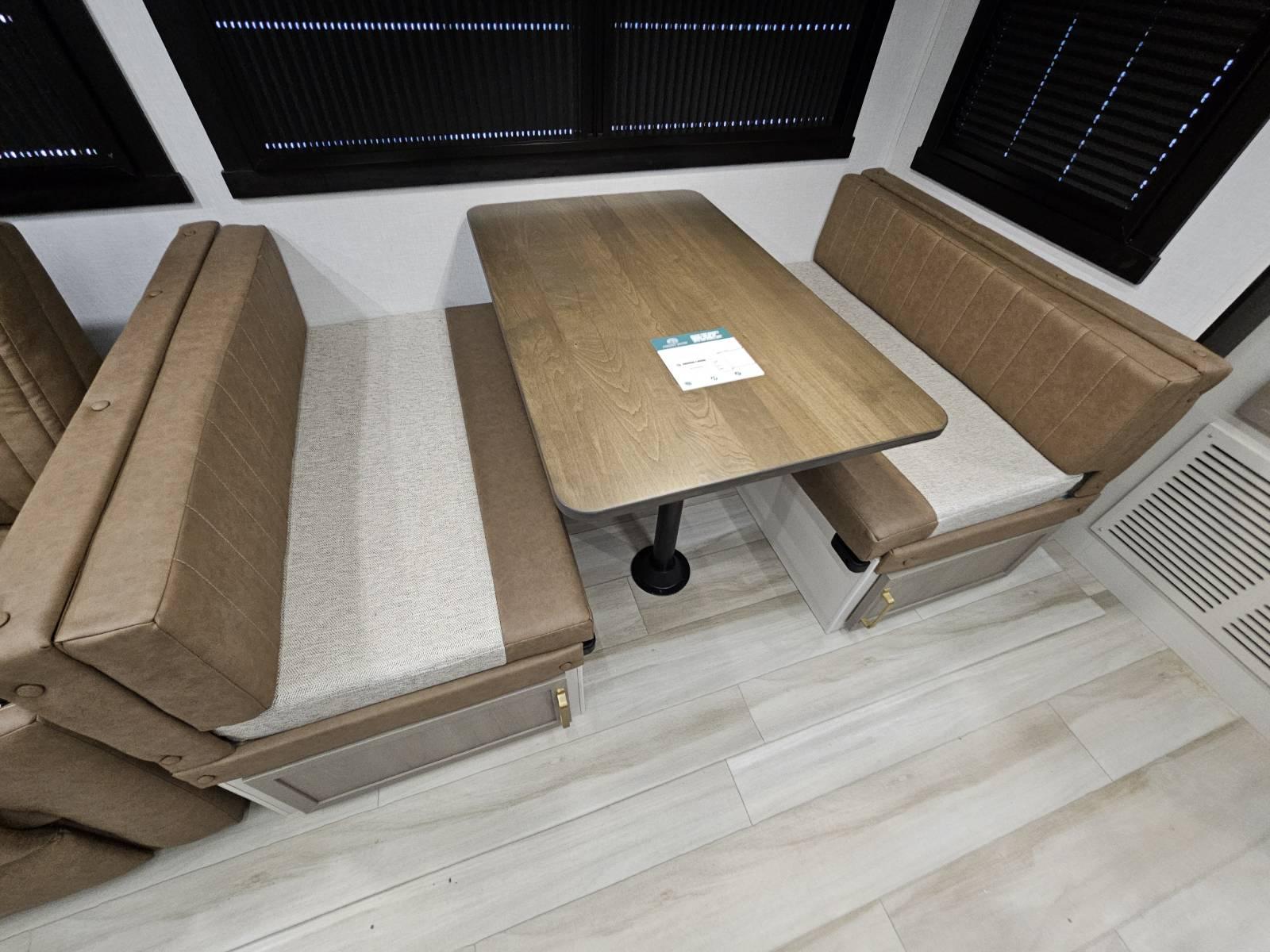 2026 Forest River 2026 Forest River Wildwood Heritage Glen - thumbnail 14