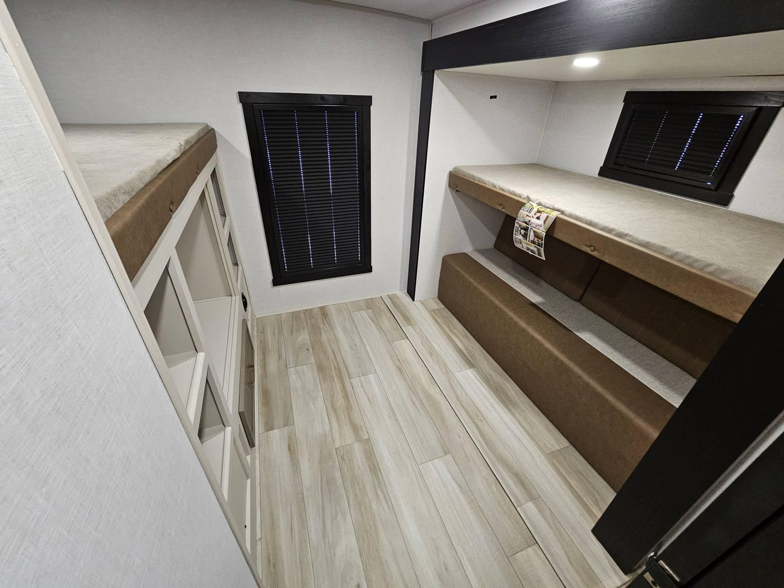 2026 Forest River 2026 Forest River Wildwood Heritage Glen - thumbnail 19