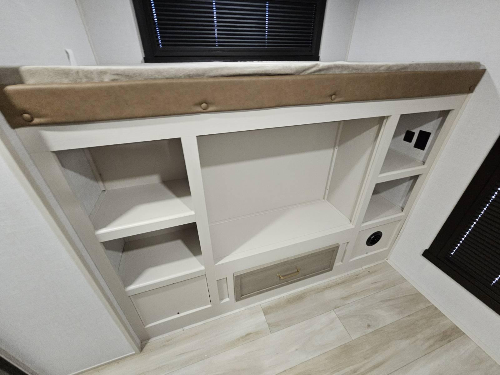 2026 Forest River 2026 Forest River Wildwood Heritage Glen - thumbnail 22