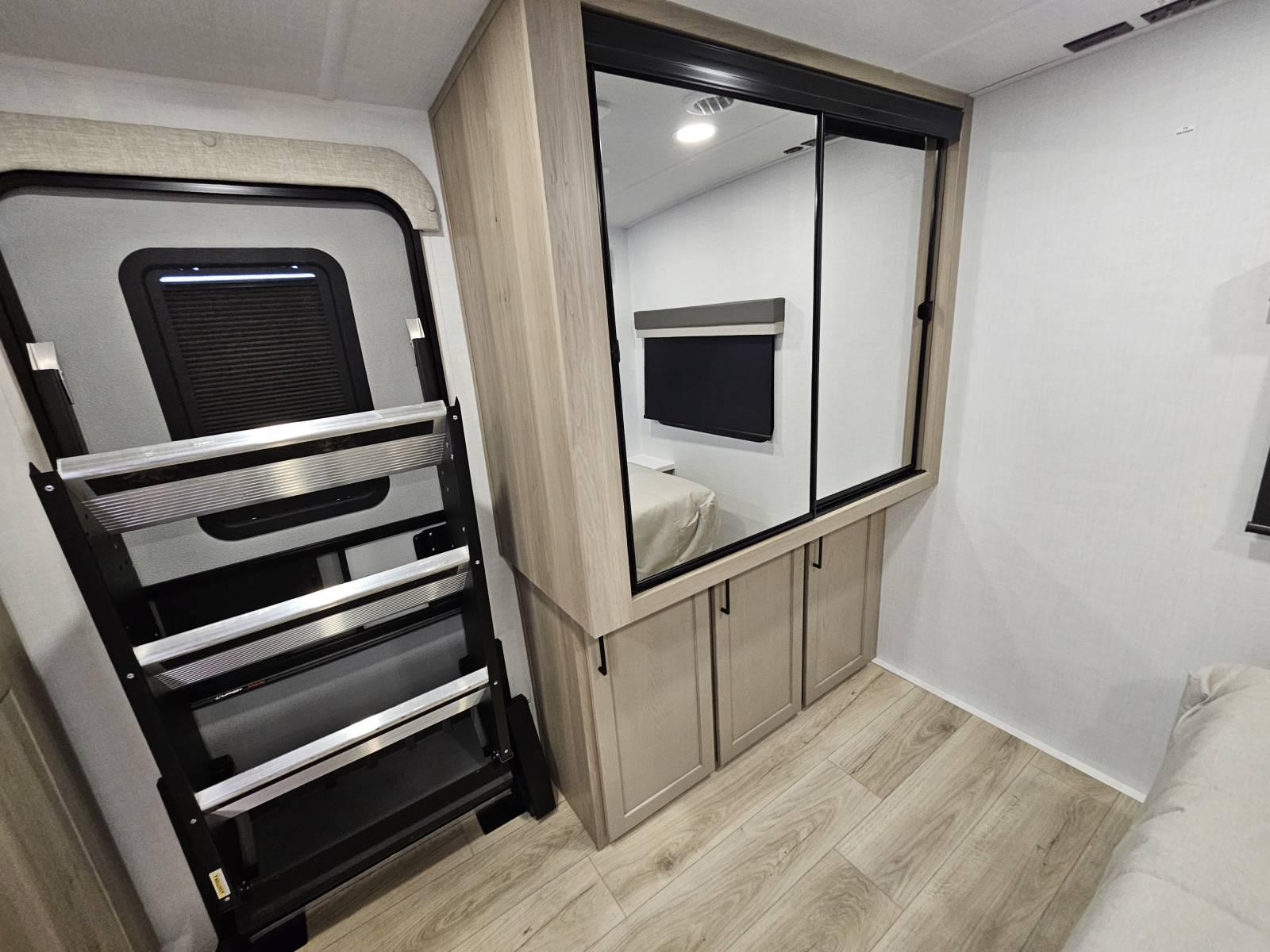 2026 Forest River 2026 Forest River Flagstaff Super Lite - thumbnail 15