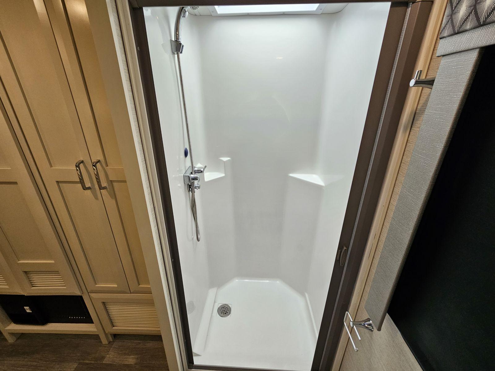 2023 Tiffin 2023 Tiffin Wayfarer - thumbnail 17