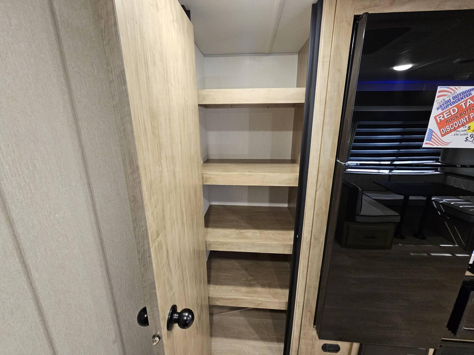 2026 Forest River 2026 Forest River Cherokee Grey Wolf - thumbnail 12