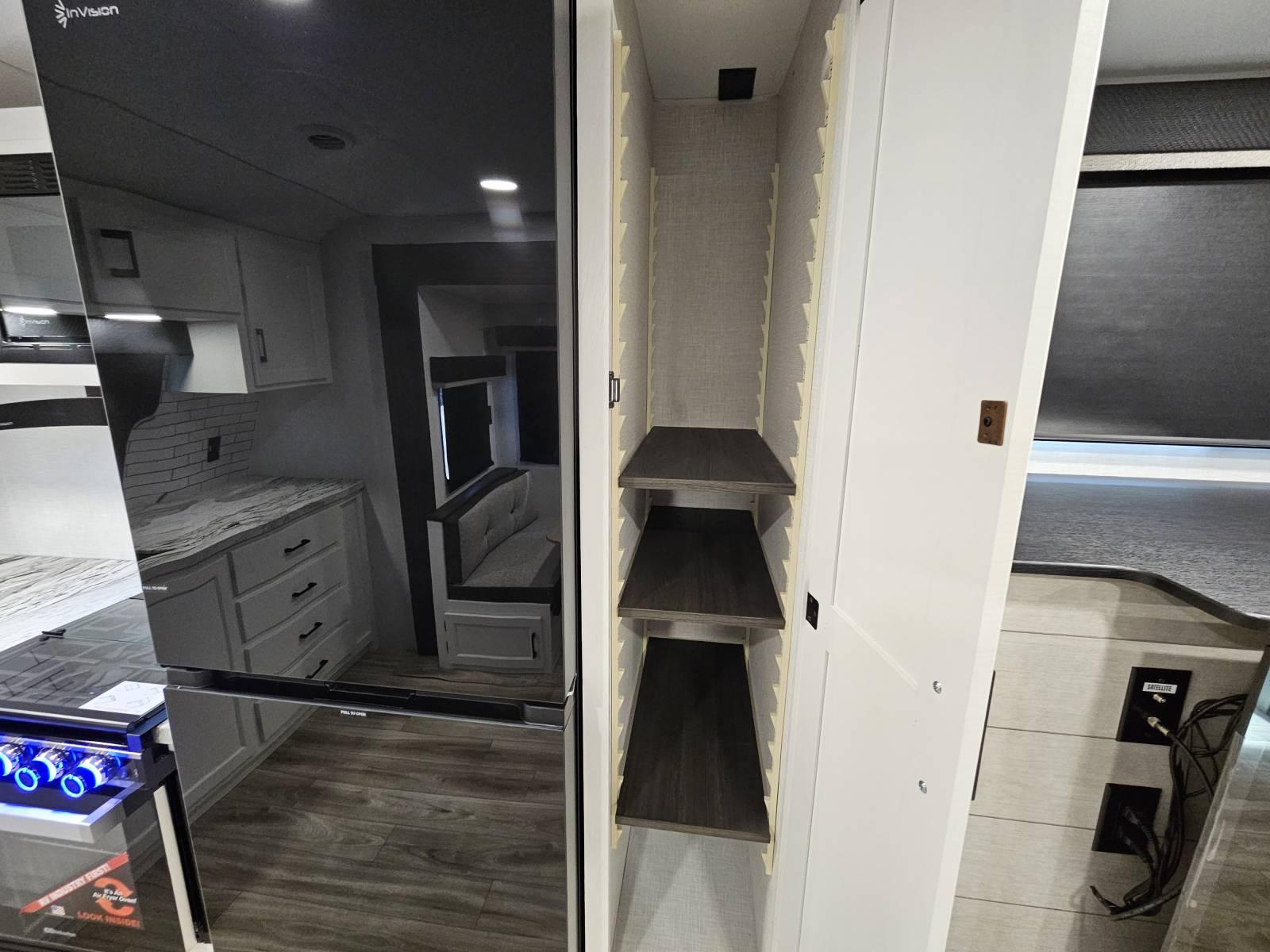 2026 Venture RV 2026 Venture RV SportTrek - thumbnail 12