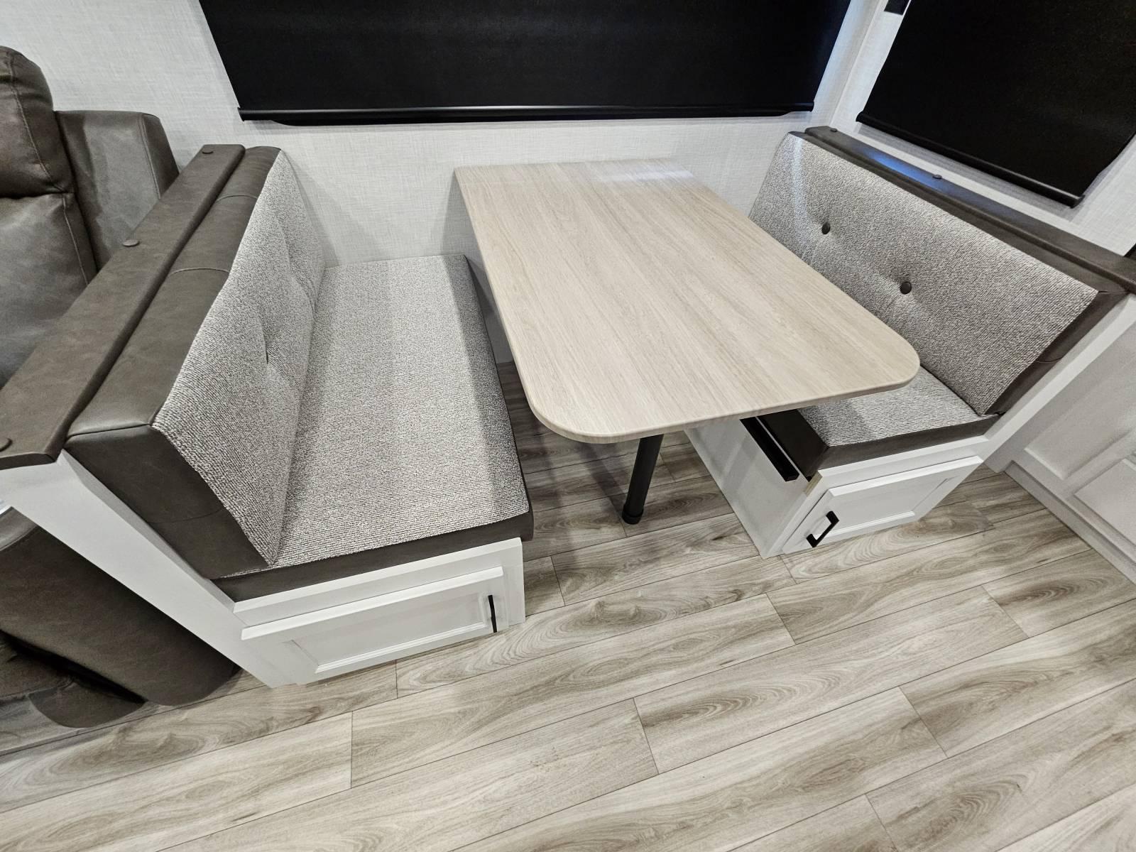 2026 Venture RV 2026 Venture RV SportTrek - thumbnail 13