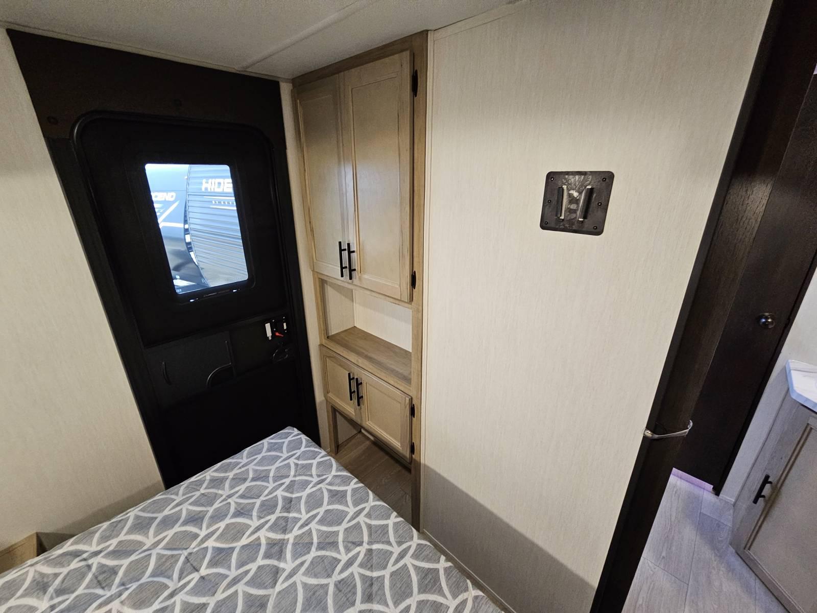 2026 Forest River 2026 Forest River Cherokee Grey Wolf - thumbnail 15