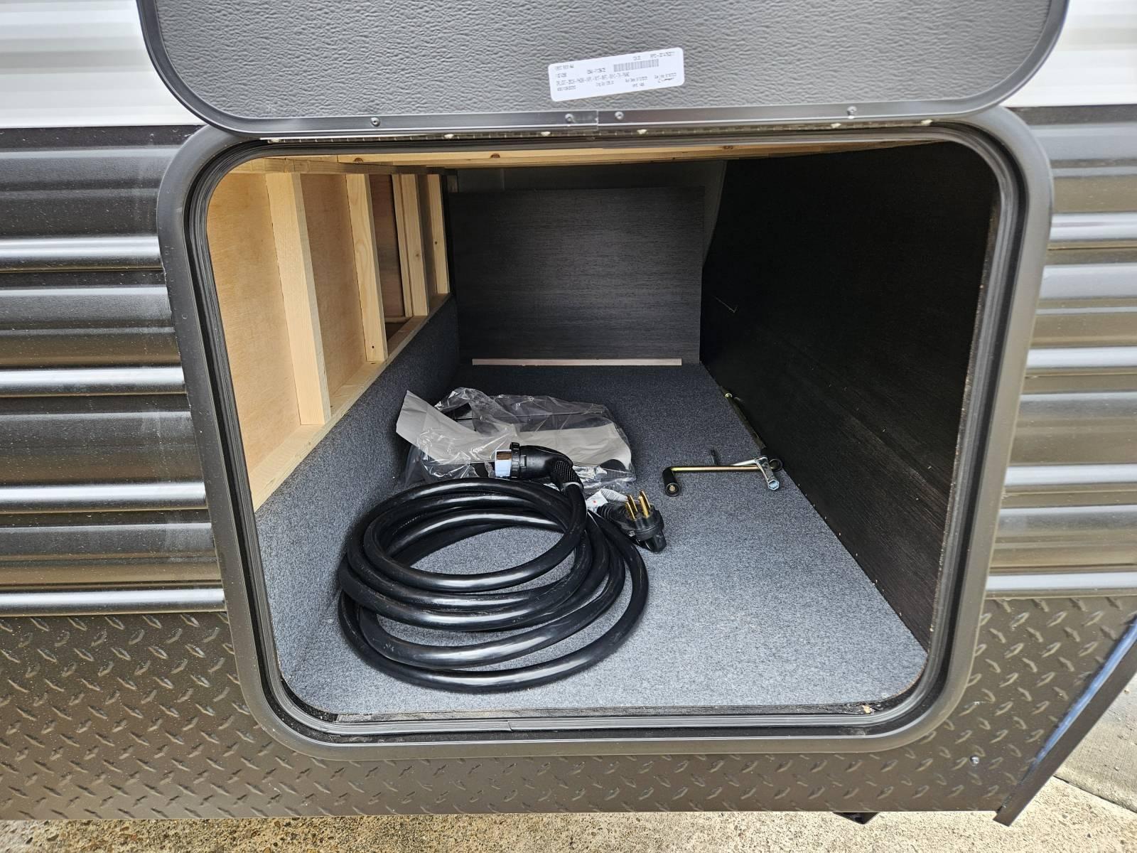 2026 Forest River 2026 Forest River Cherokee Grey Wolf - thumbnail 24