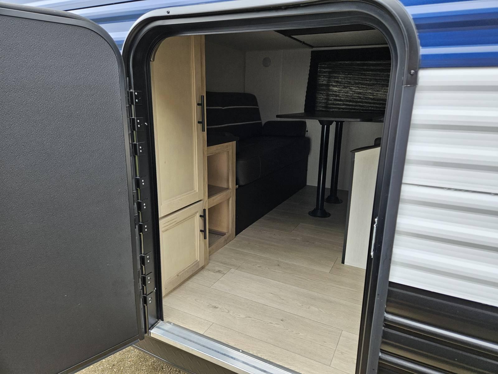 2026 Forest River 2026 Forest River Cherokee Grey Wolf - thumbnail 31