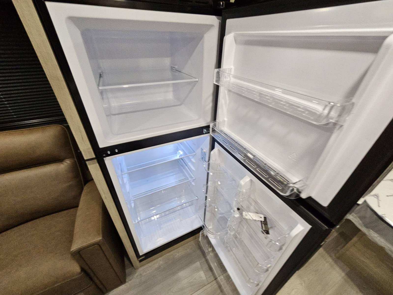 2026 Grand Design 2026 Grand Design Imagine - thumbnail 12