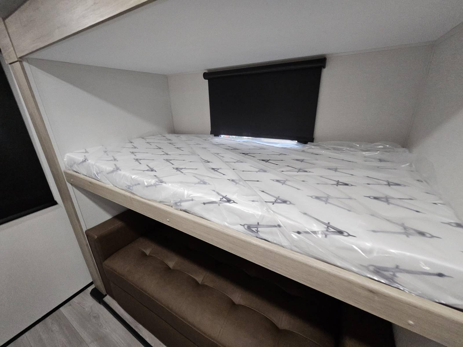 2026 Grand Design 2026 Grand Design Imagine - thumbnail 16