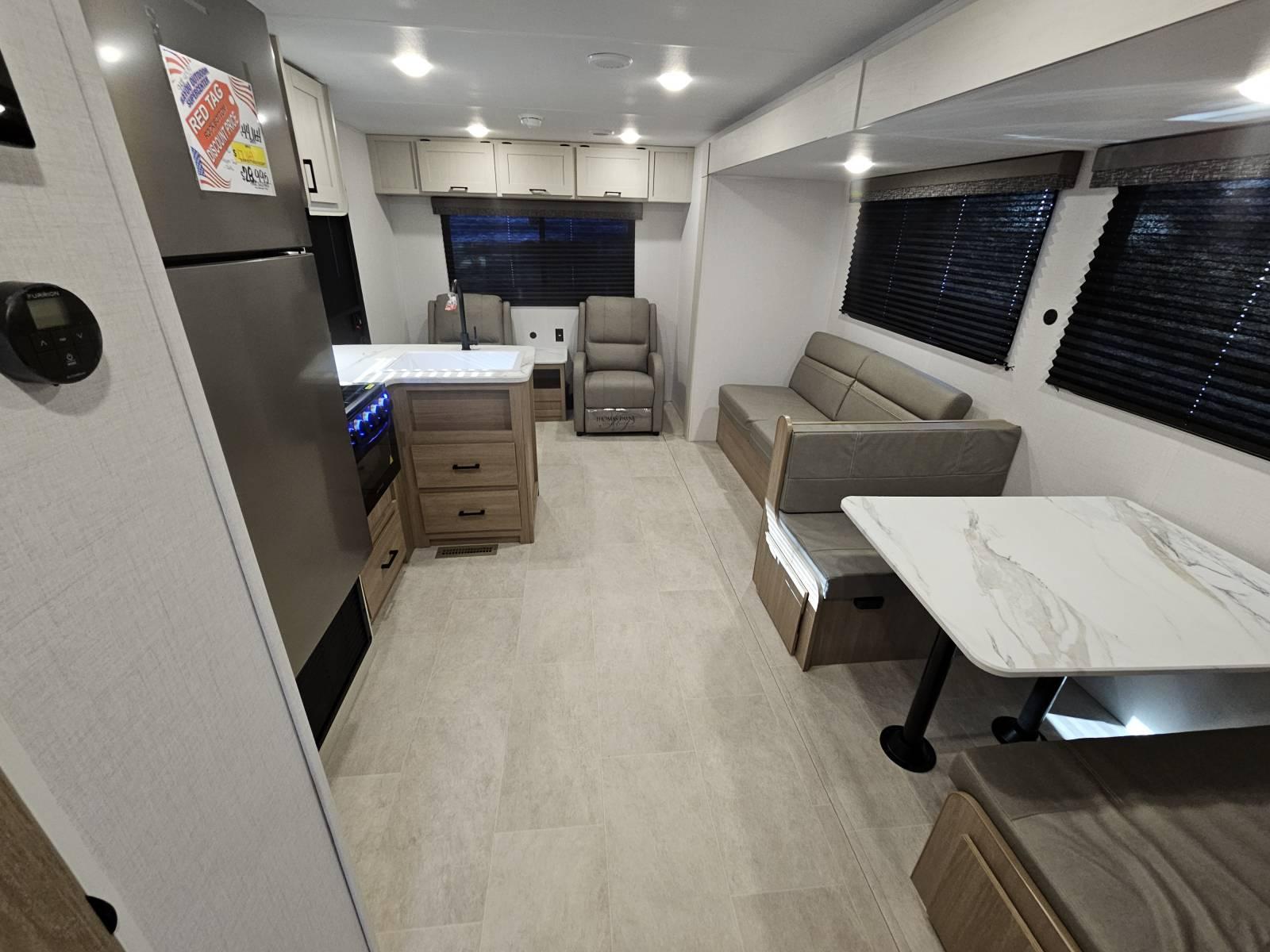 2026 Dutchmen 2026 Dutchmen Aspen Trail LE - thumbnail 5